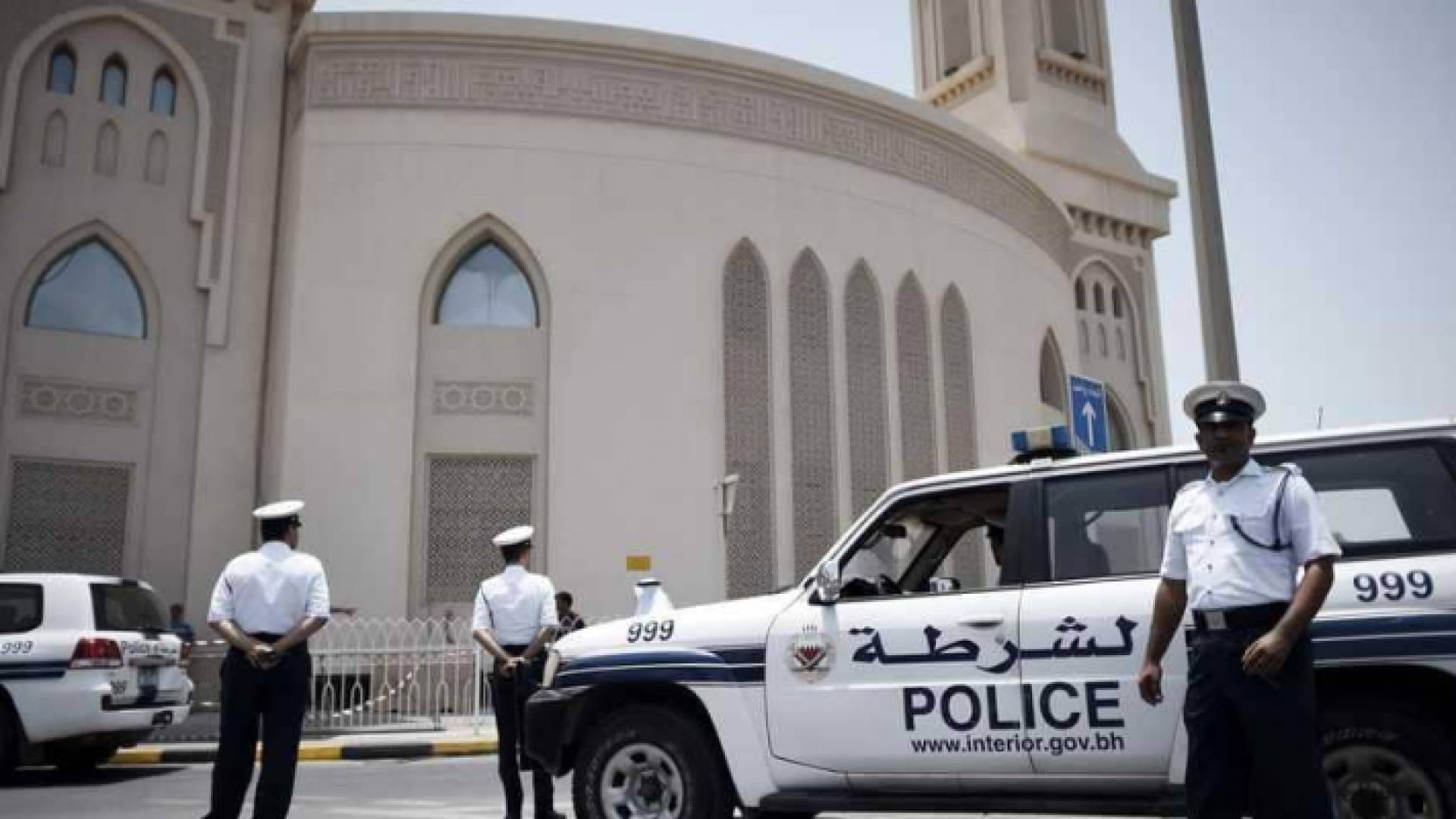 القبض على 14 إيرانيا بجوازات سفر وأسماء مزورة