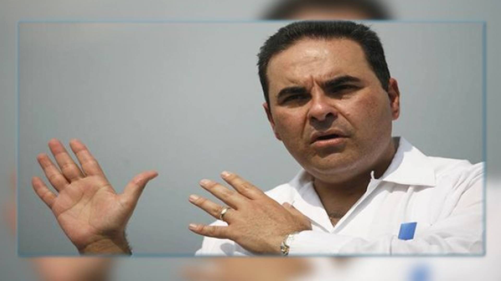 الرئيس السابق إلياس أنطونيو ساكا