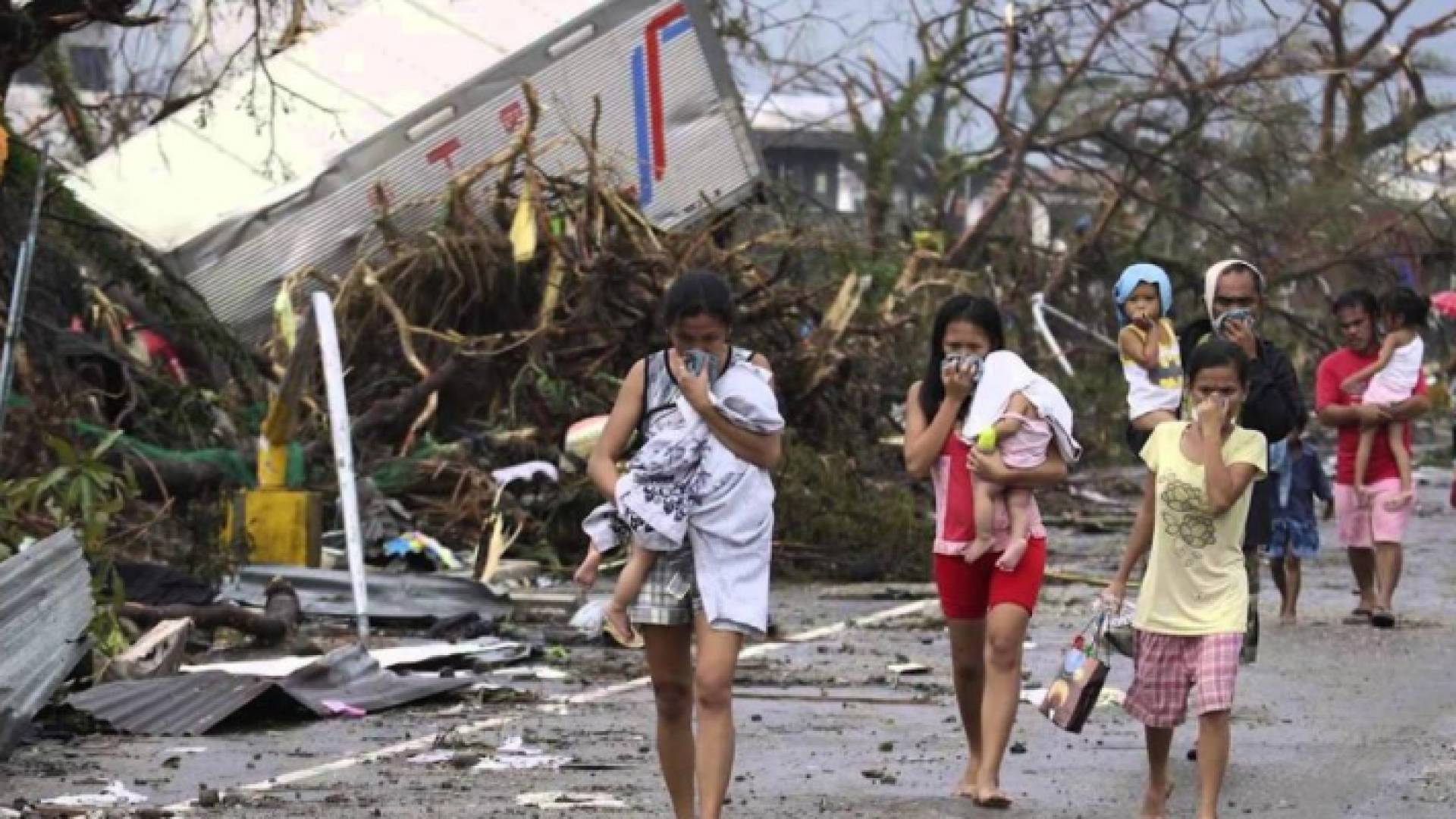 صورة من اعصار الفلبين