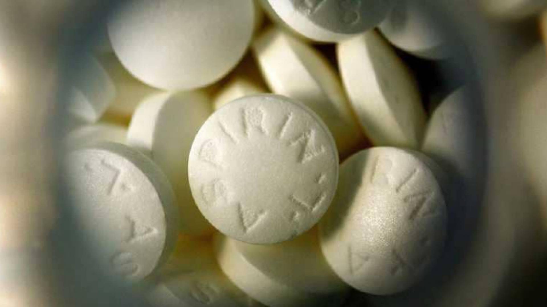 دراسة: توقف فورا عن تناول حبة "أسبرين" يوميا