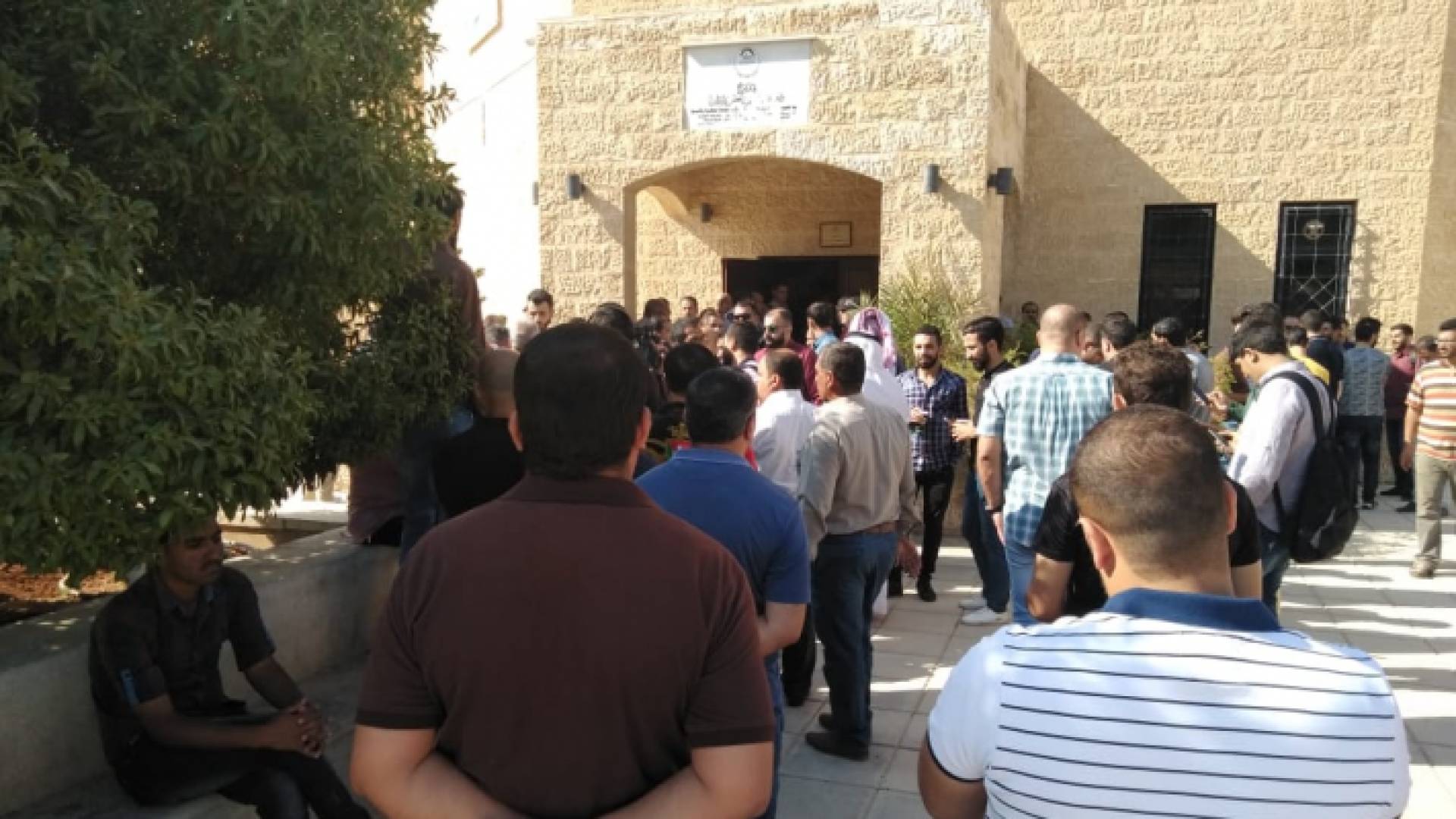فوضى قبل لقاء الوزراء في الزرقاء