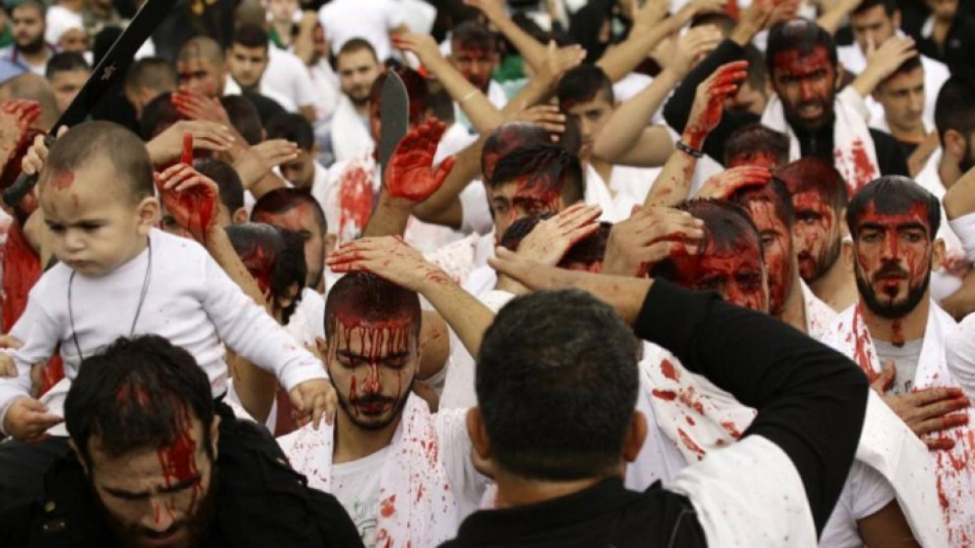 دماء تسيل من شيعة لبنان بضربات السيوف أيضا في ذكرى عاشوراء