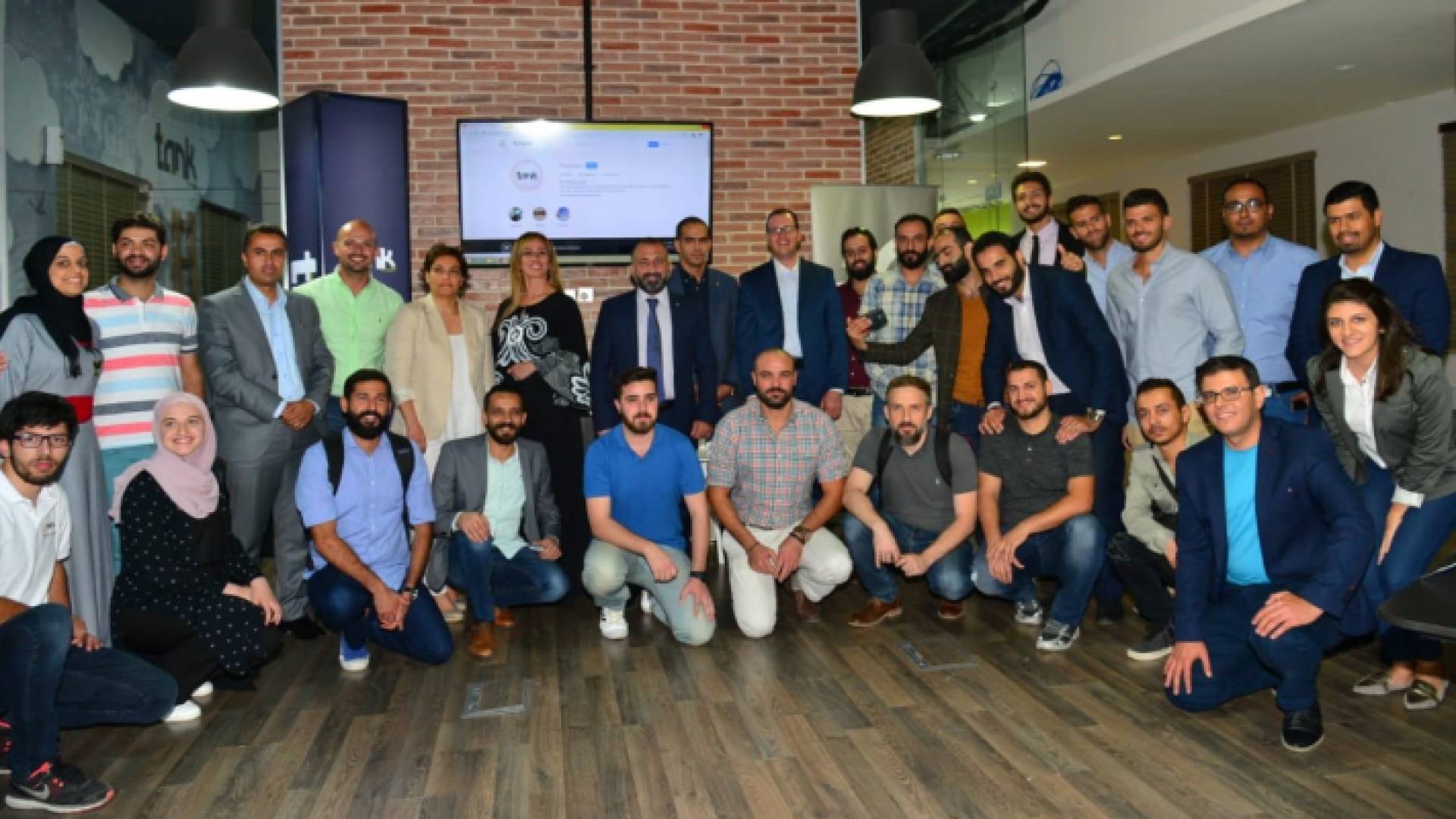 حاضنة أمنية لريادة الأعمال The Tank تعلن عن أسماء الفائزين في الموسم الأول من برنامجها