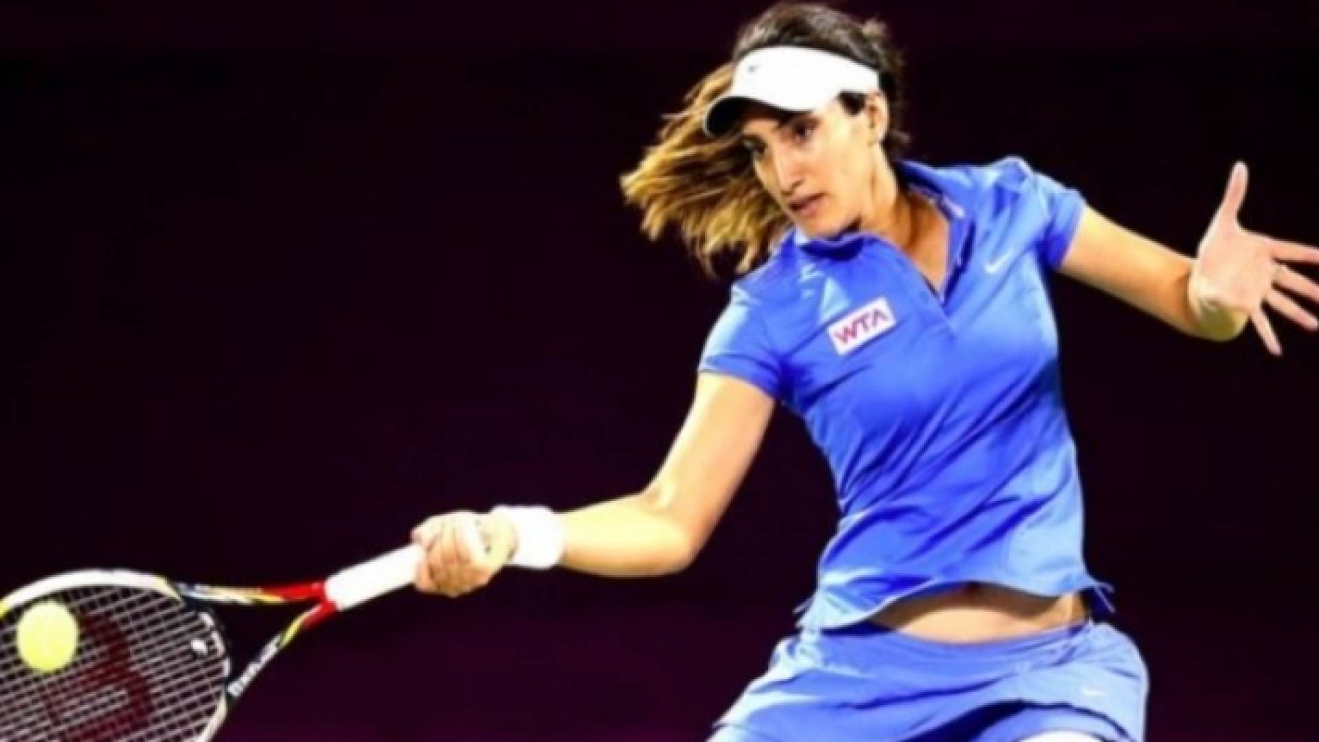 لاعبة التنس العمانية فاطمة النبهانية