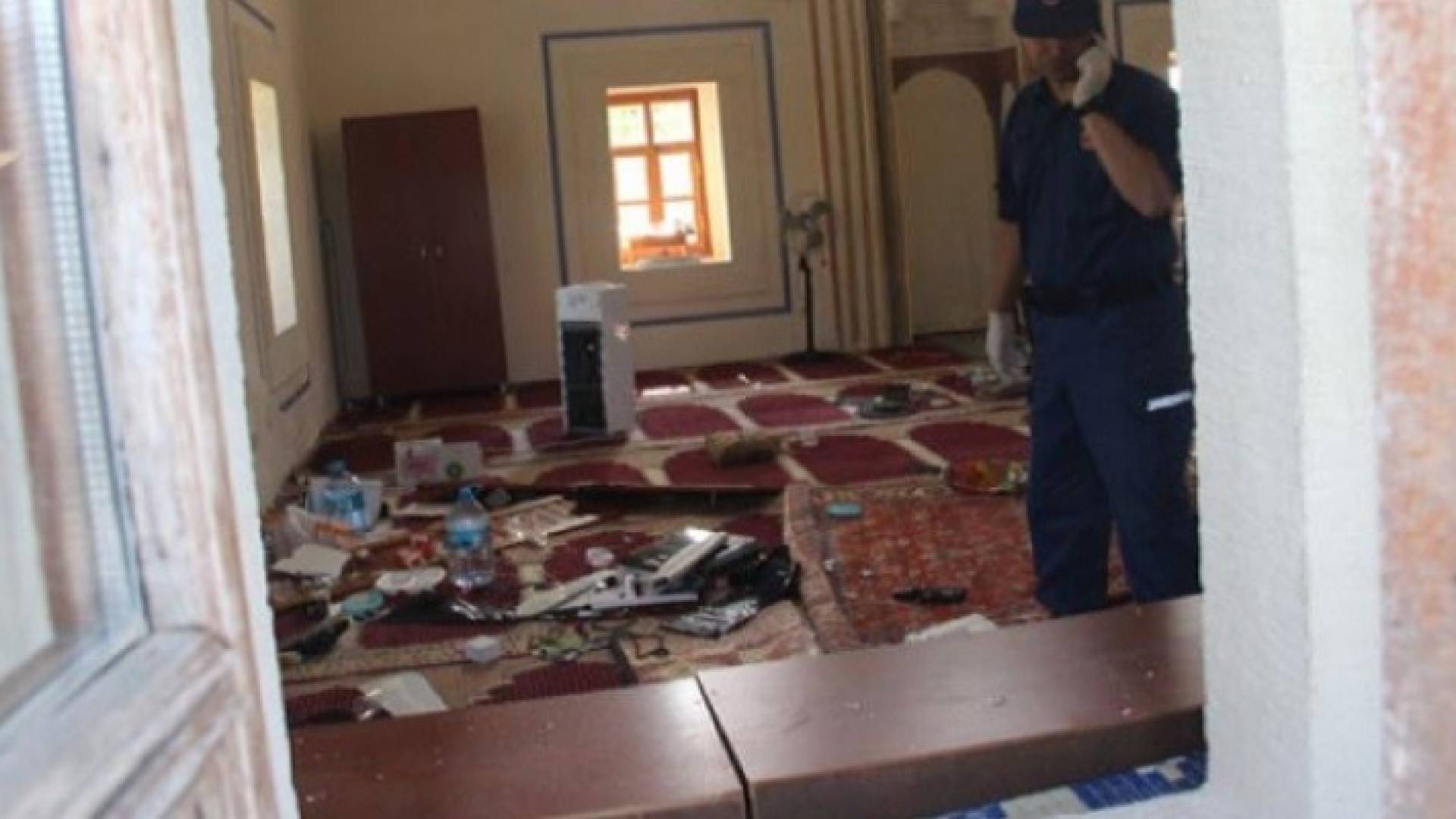 مجهولون يهاجمون مسجدا في تركيا