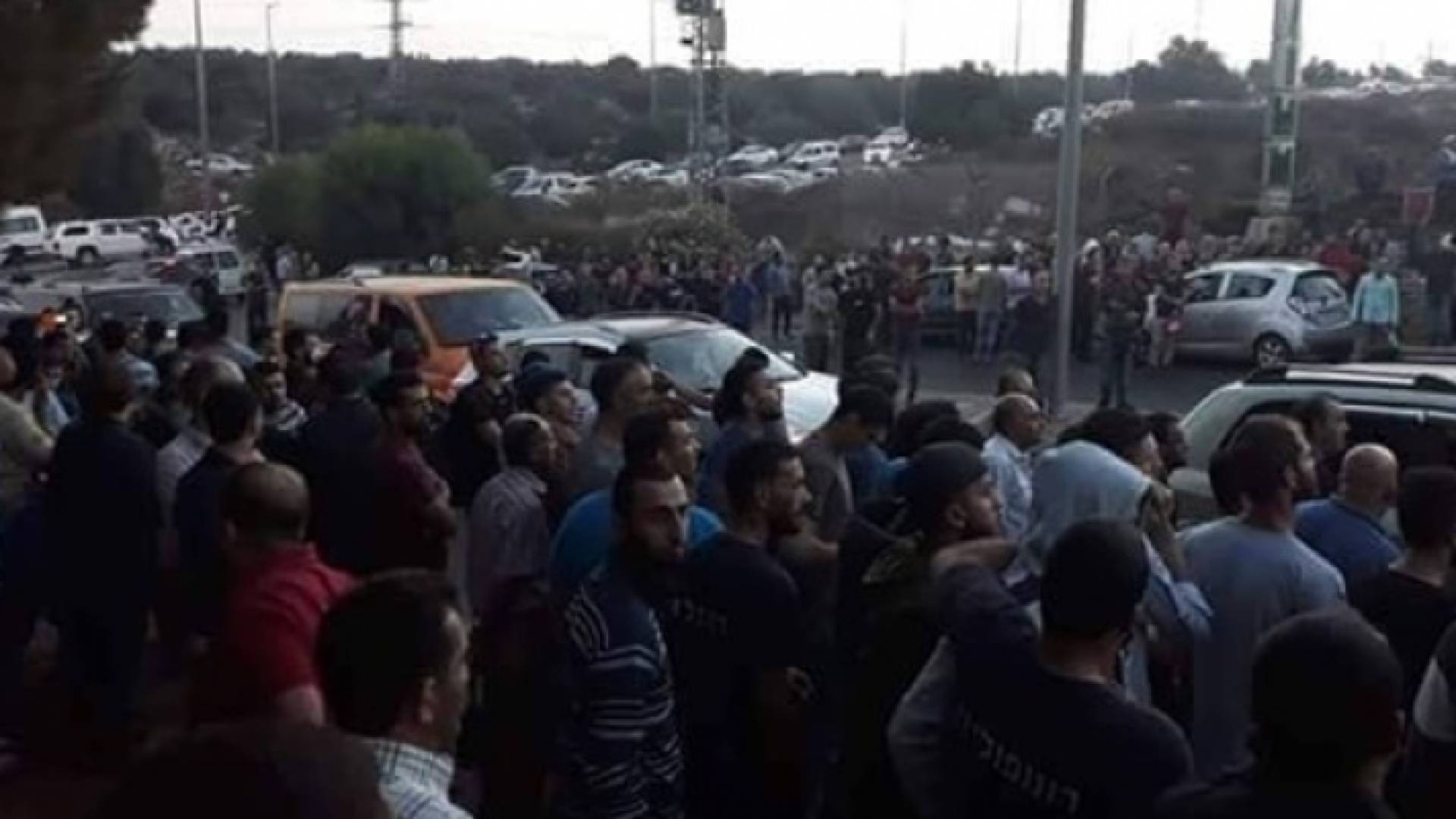 منع قرابة 3300 فلسطيني من دخول المنطقة الصناعية بركان