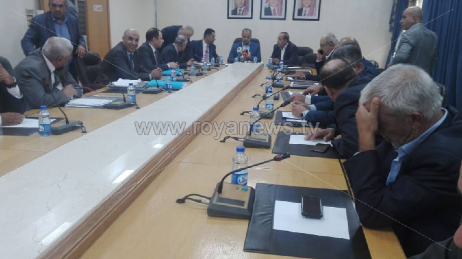 لجنة الاقتصاد والاستثمار تجتمع مع الزراعيين