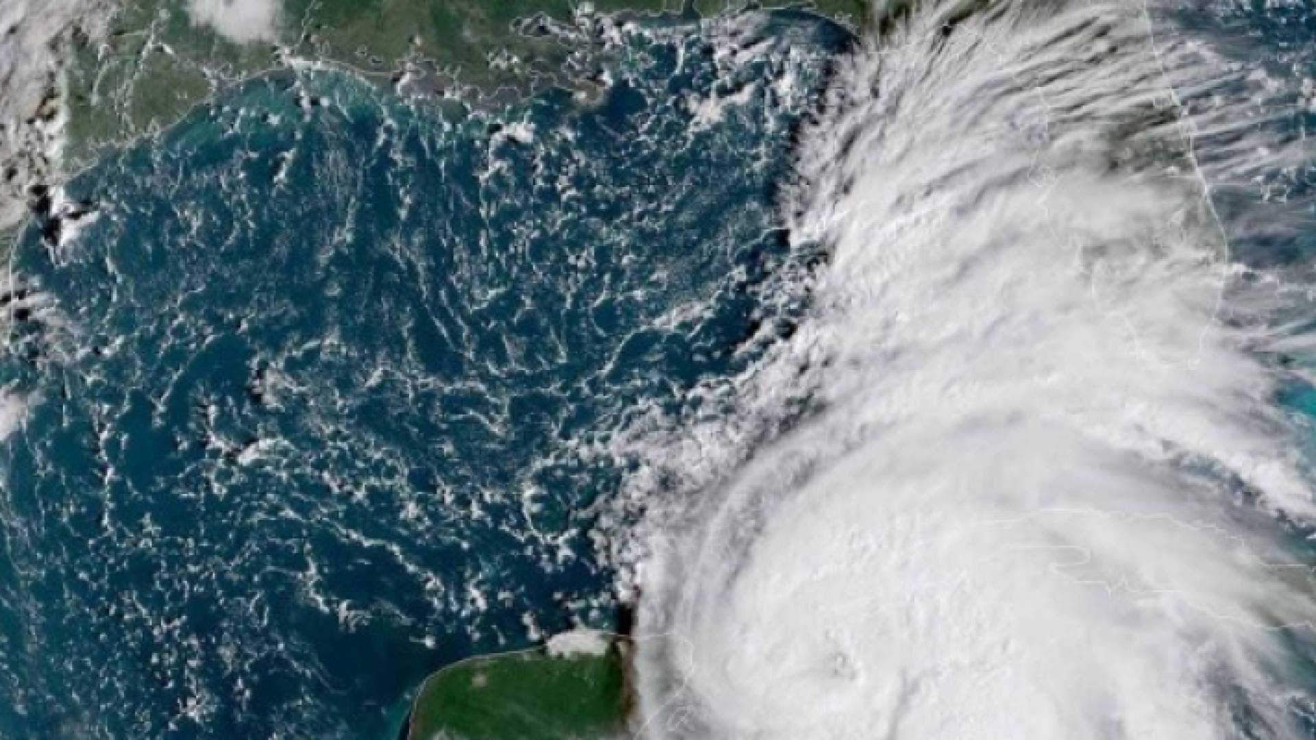 الإعصار مايكل يستهدف فلوريدا بعد سيول كارثية بأمريكا الوسطى