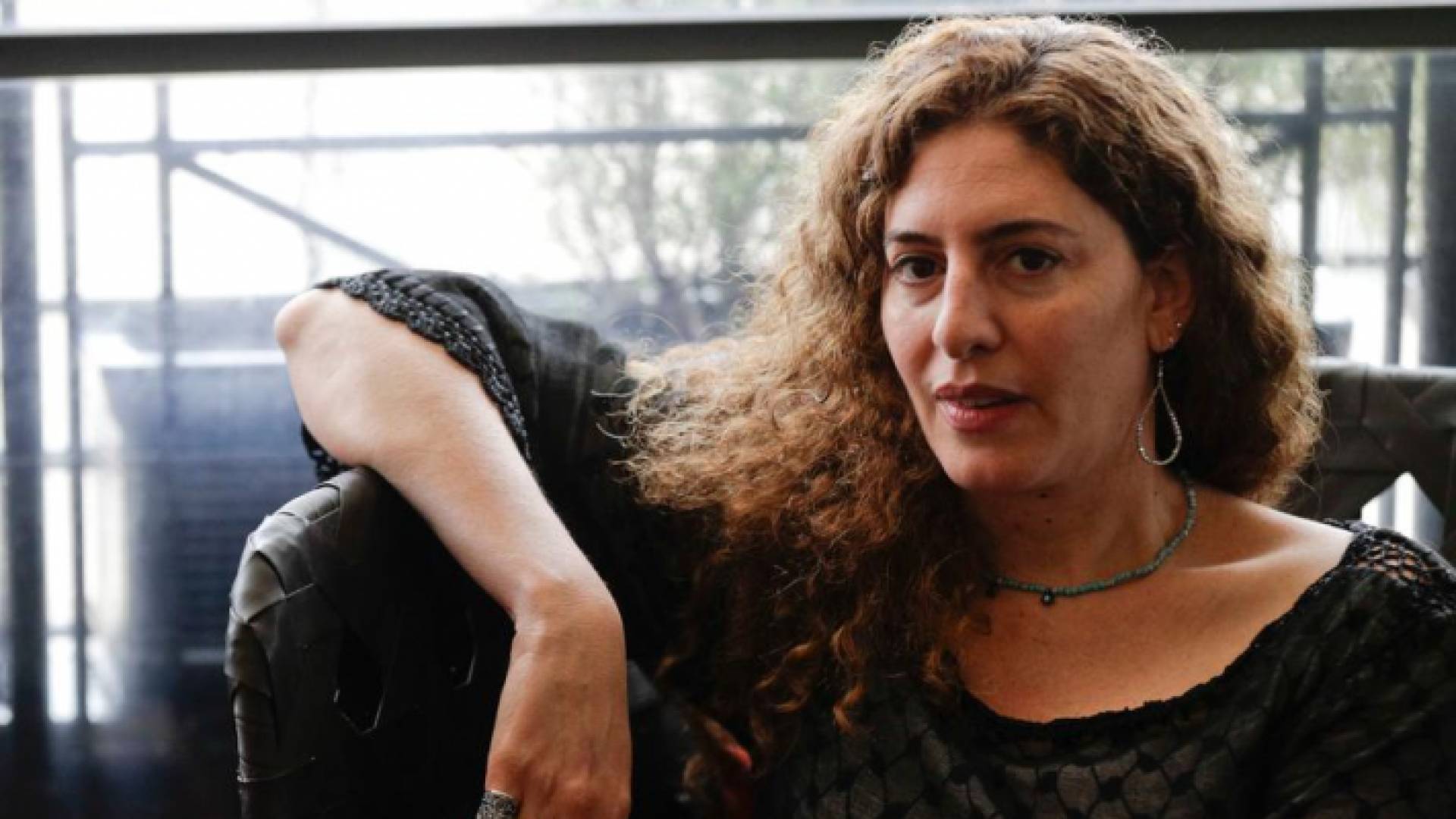 "المخرجة آن ماري جاسر صاحبة "واجب