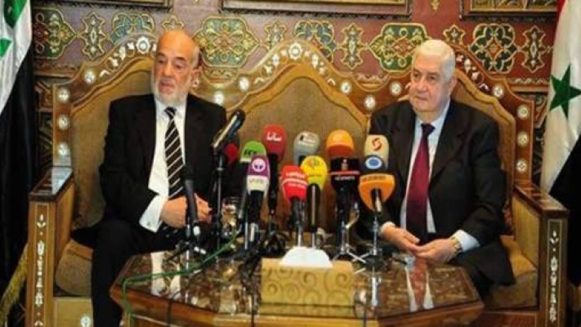 وزير الخارجية العراقي إبراهيم الجعفري في مؤتمر صحفي مع نظيره السوري وليد المعلم