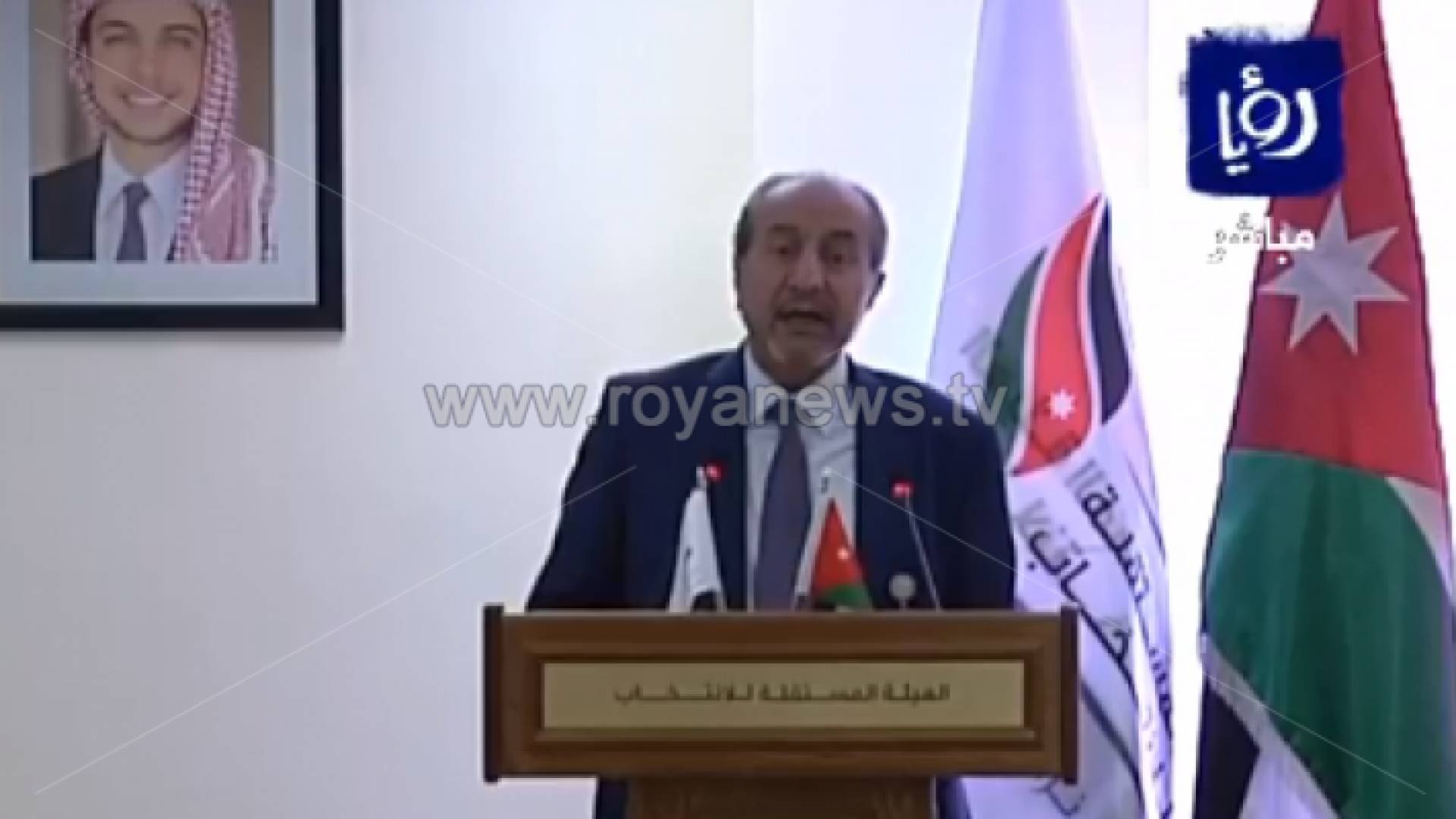 جانب من المؤتمر الصحفي للمومني