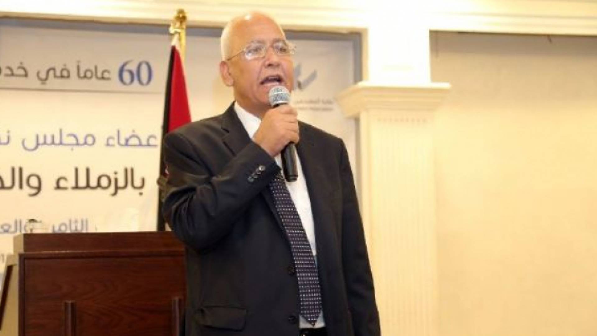 نقيب المهندسين الأردنيين المهندس احمد سمارة الزعبي