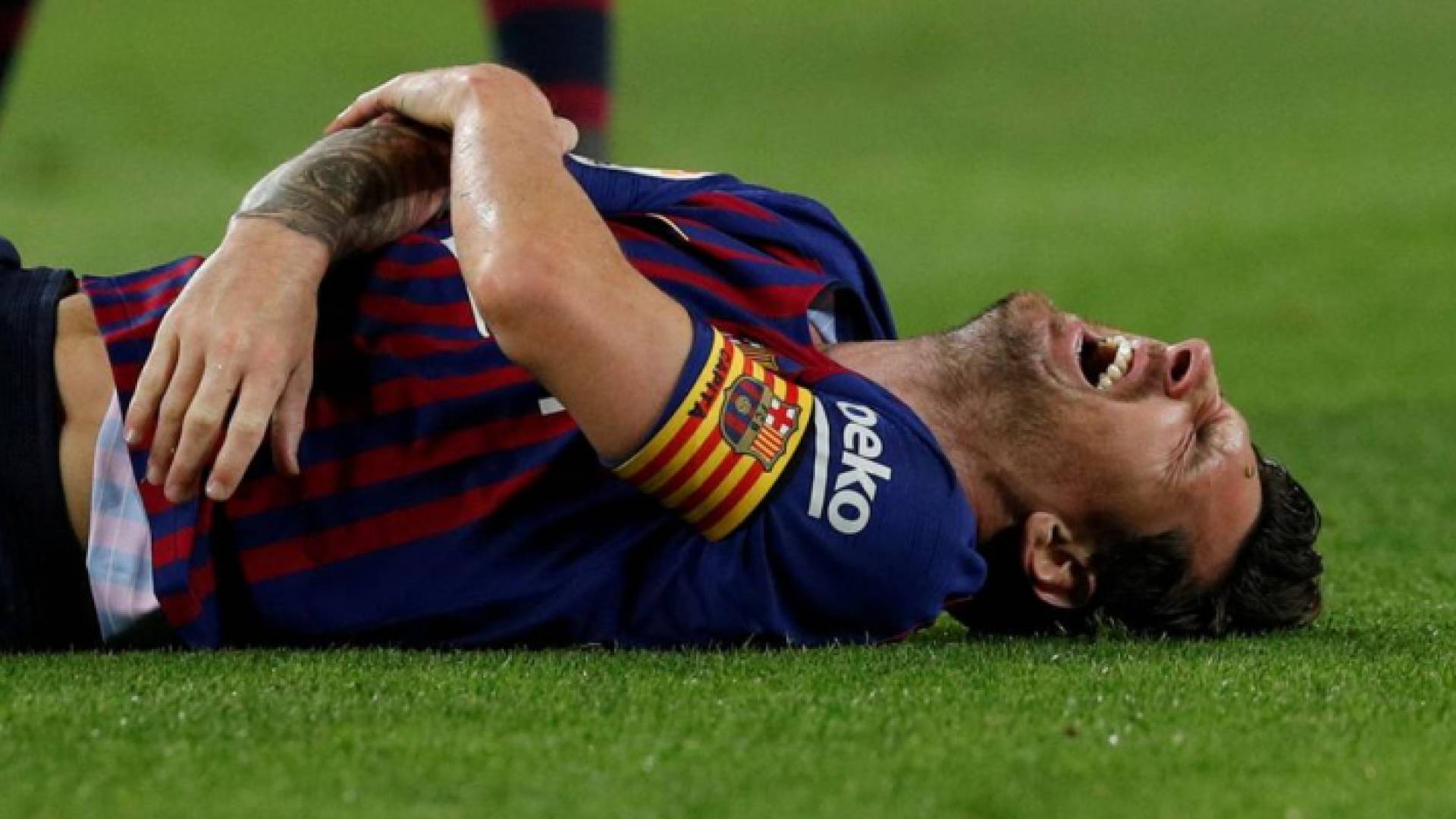 تعرض ميسي إلى كسر في يده
