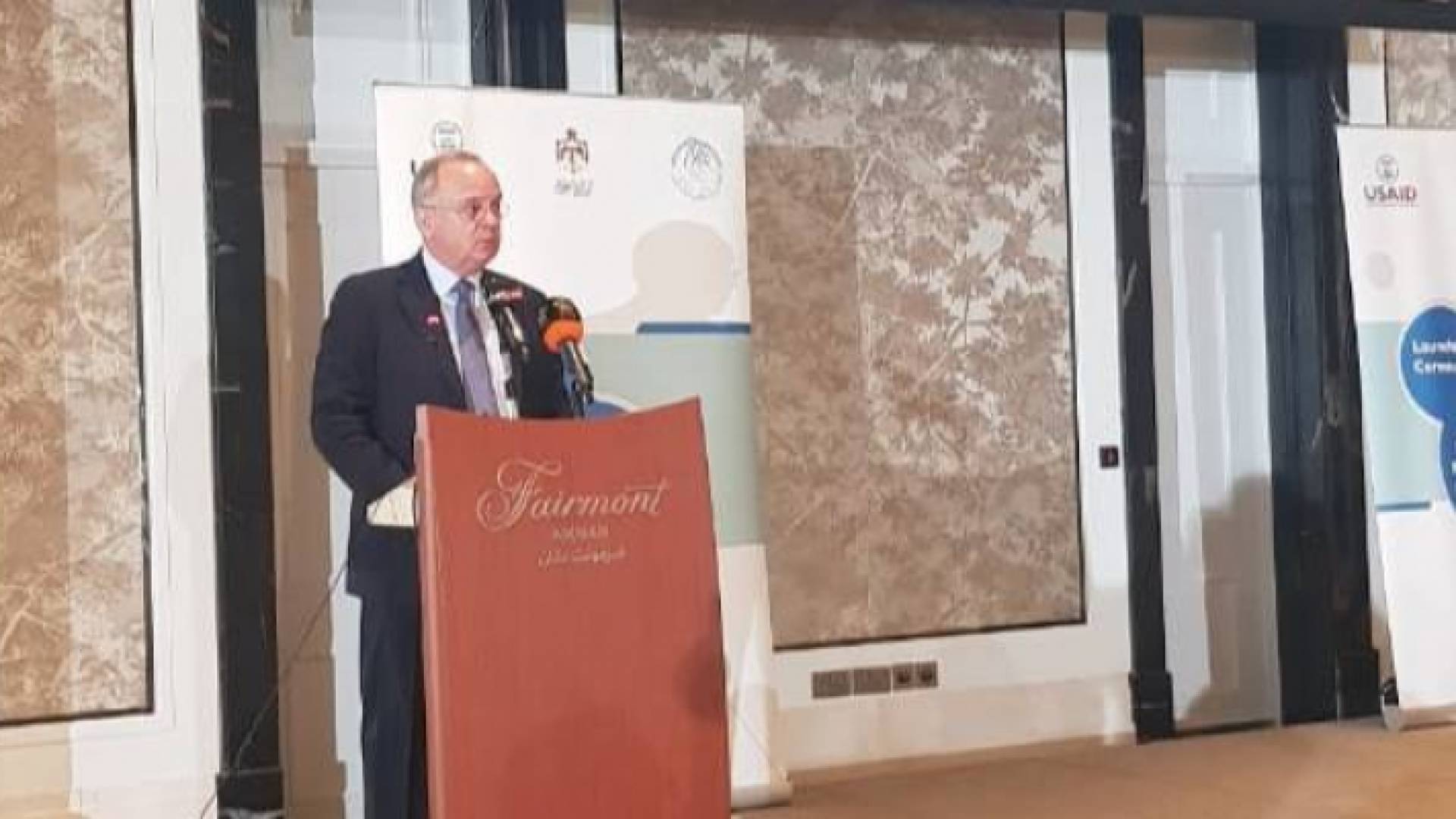 خلال الندوة