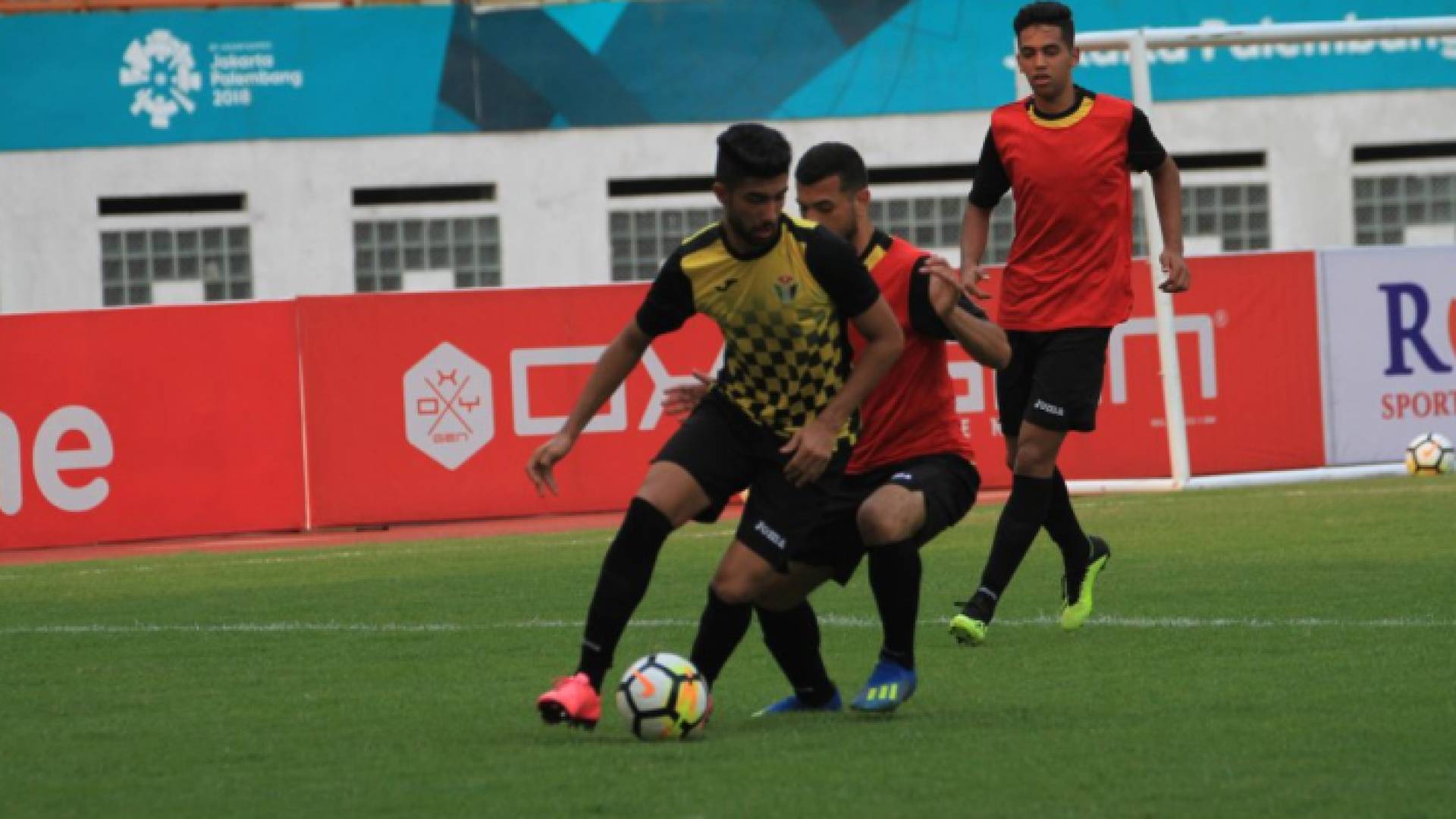 جانب من تدريبات النشامى