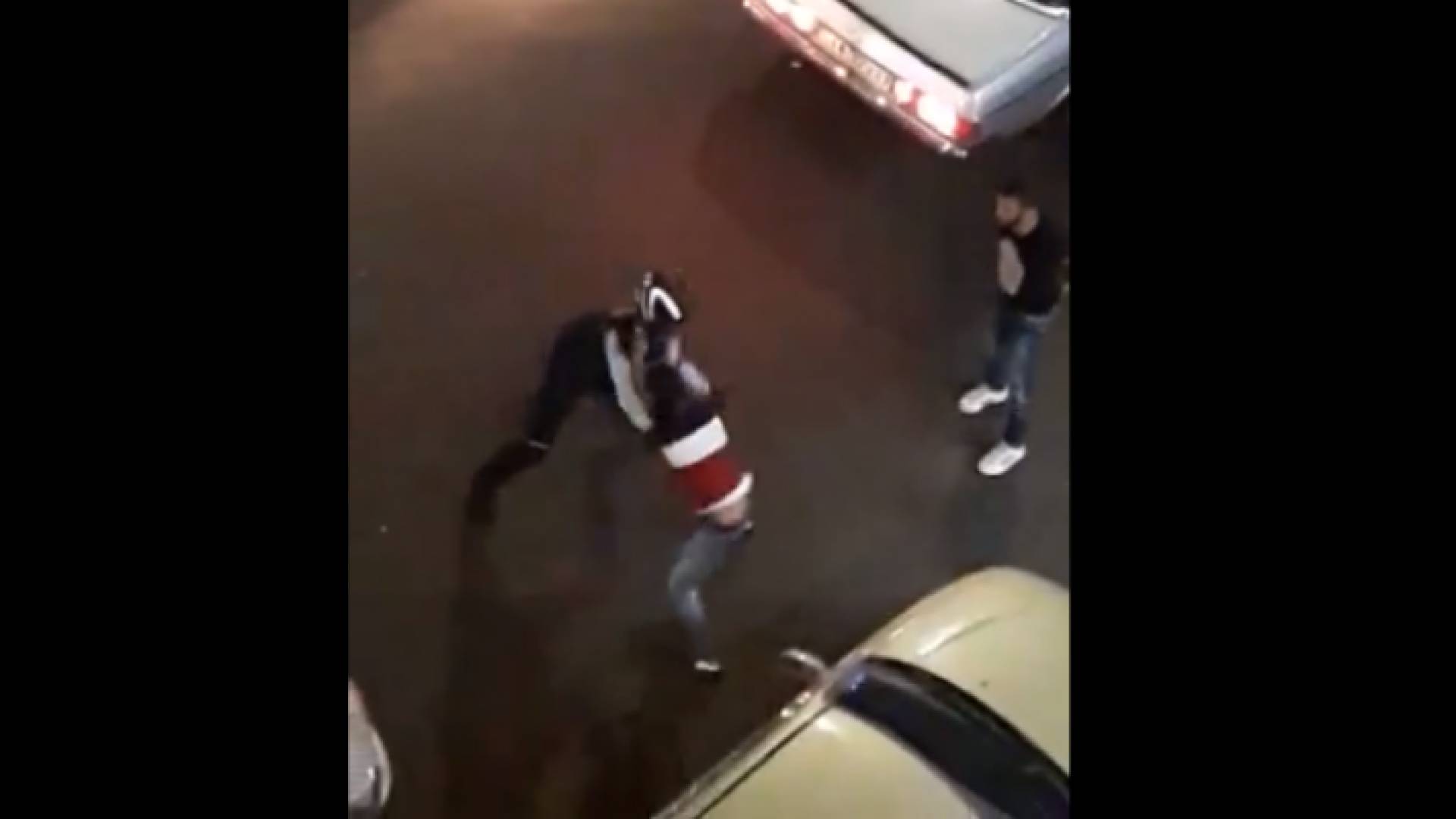 الصورة من الاعتداء