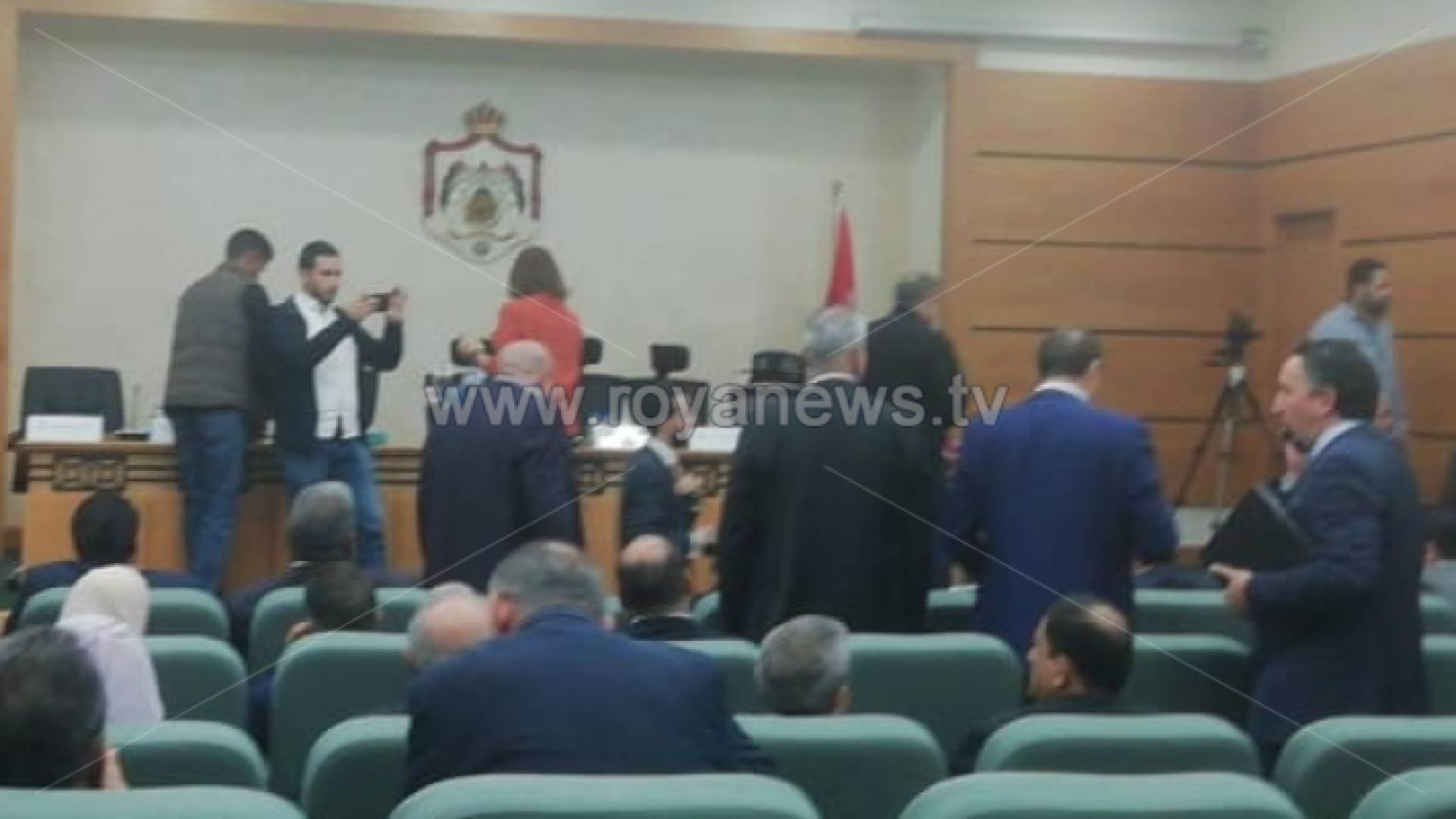 الصورة خلال الاجتماع