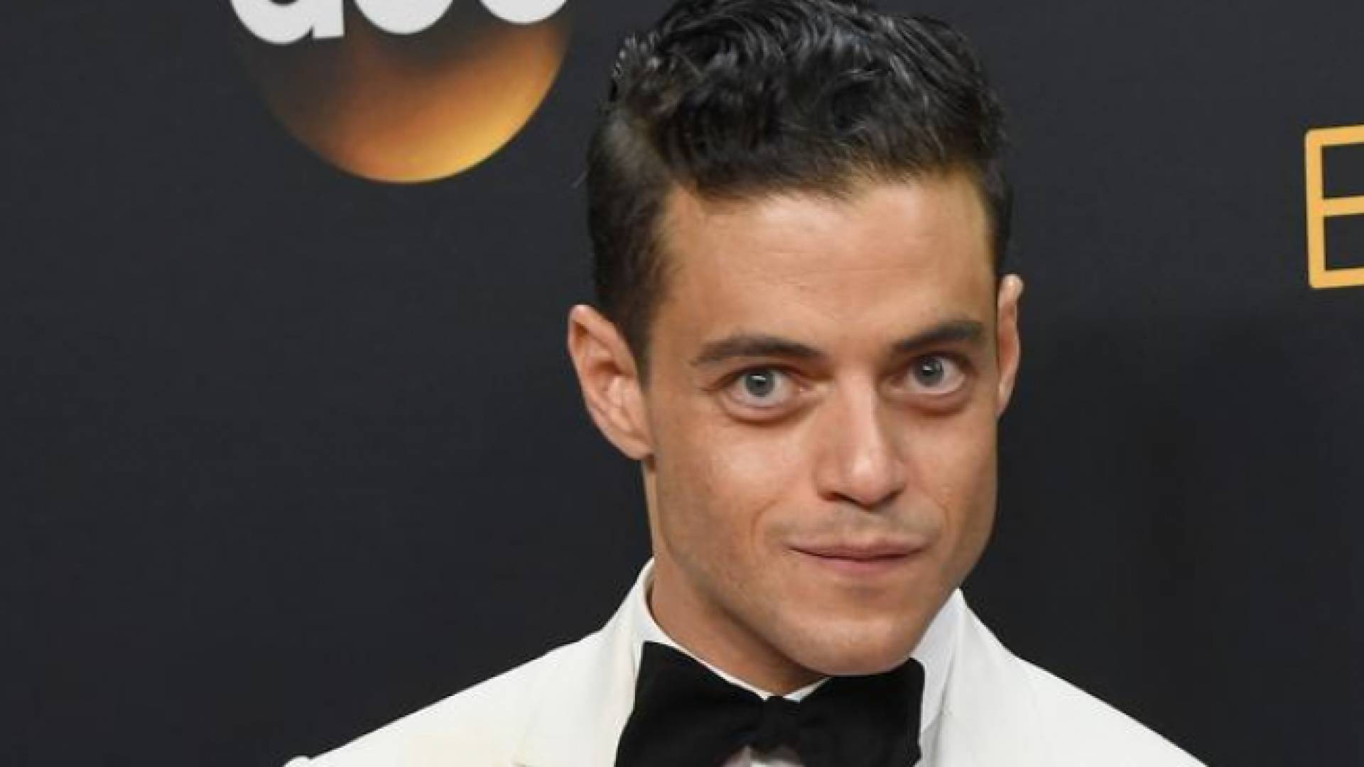 وقام ببطولة الفيلم النجم الأميركي من أصول مصرية رامي مالك