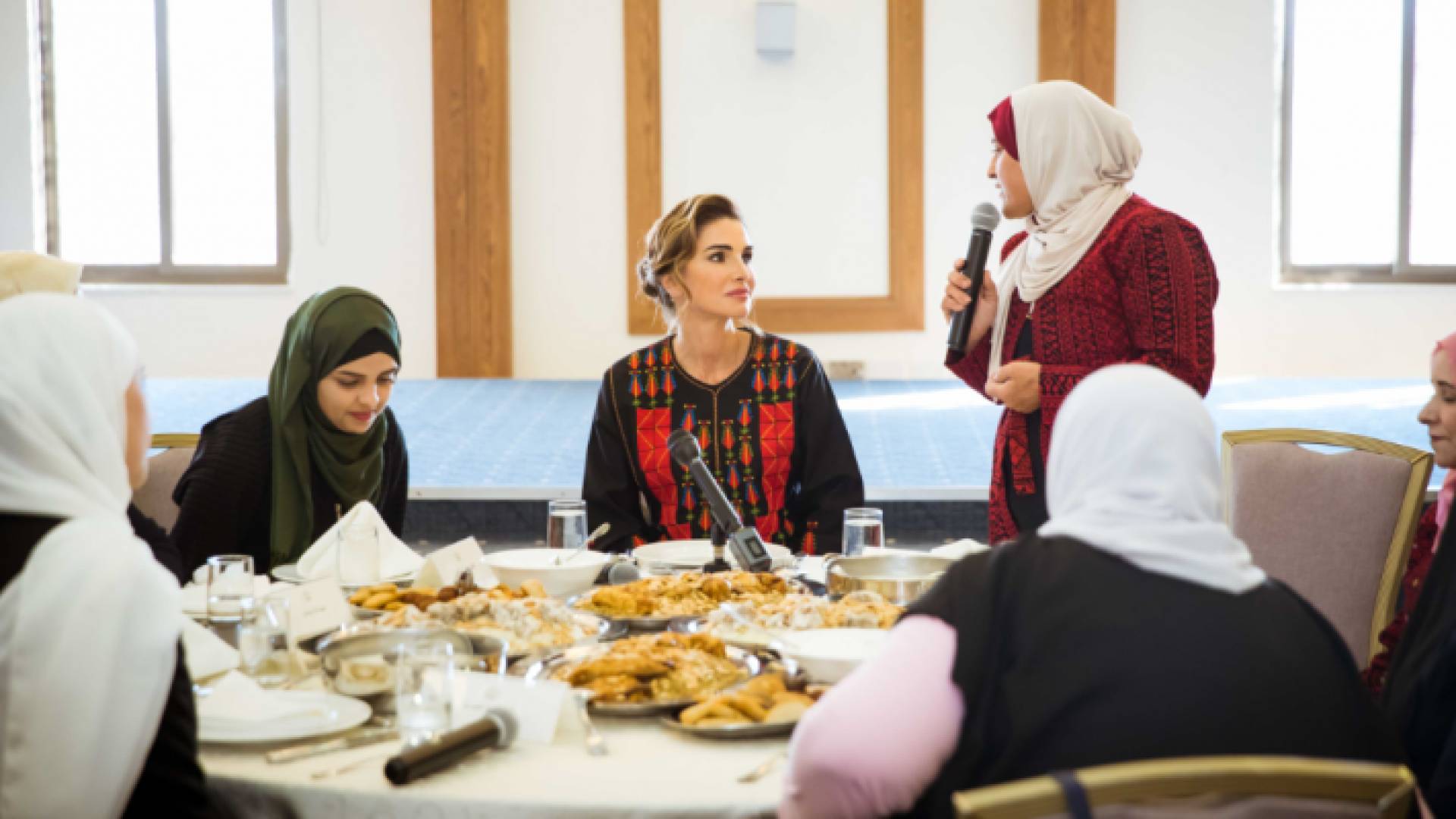 جانب من اللقاء