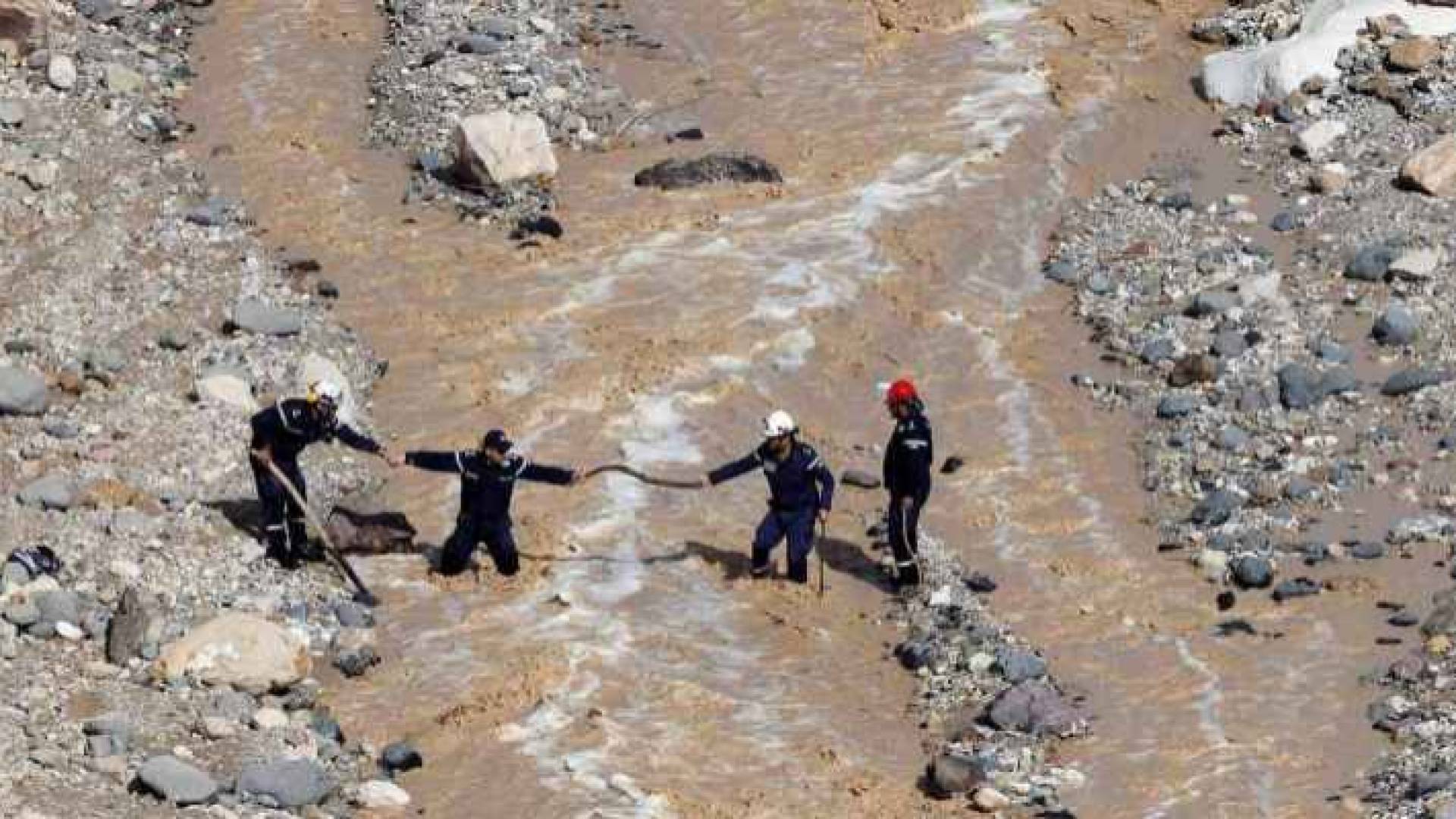 خلال عمليات البحث عن مفقودين بالبحر الميت