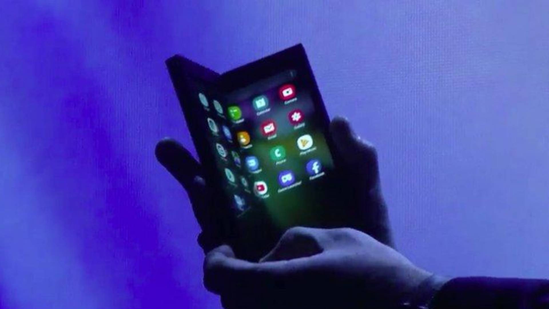 هاتف سامسونغ القابل للطي