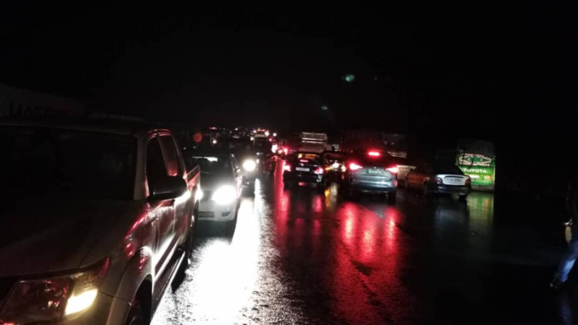 الطريق الصحراوي