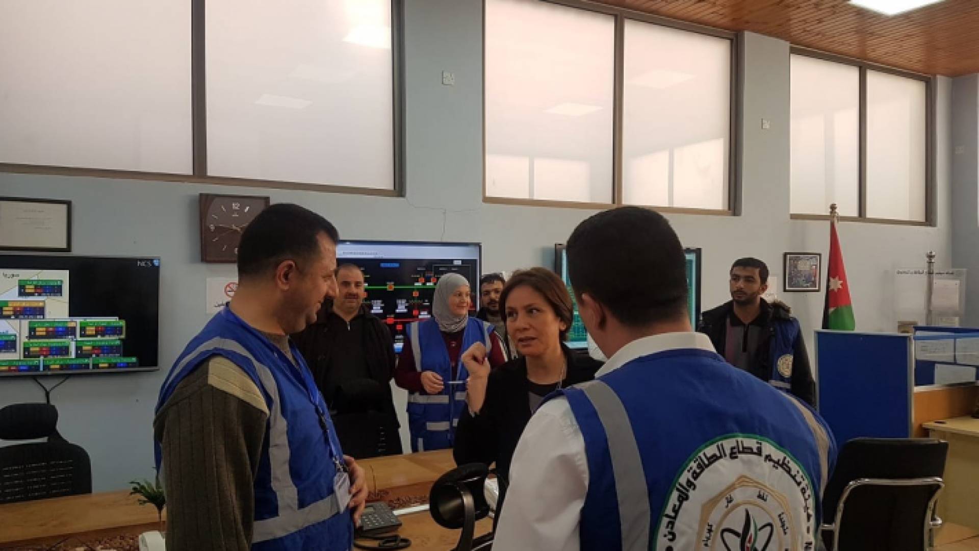 زواتي تتقفد مركزي "طوارئ الطاقة والمعادن" ومراقبة "توزيع الكهرباء"