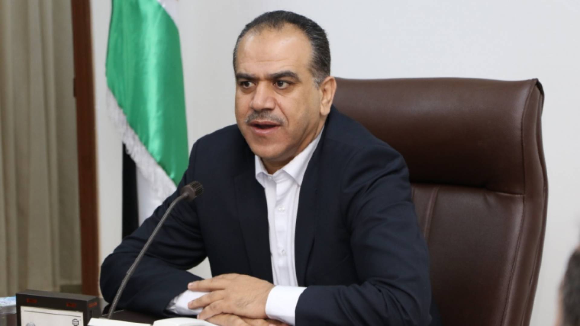 وزير الزراعة ووزير البيئة المهندس ابراهيم الشحاحده