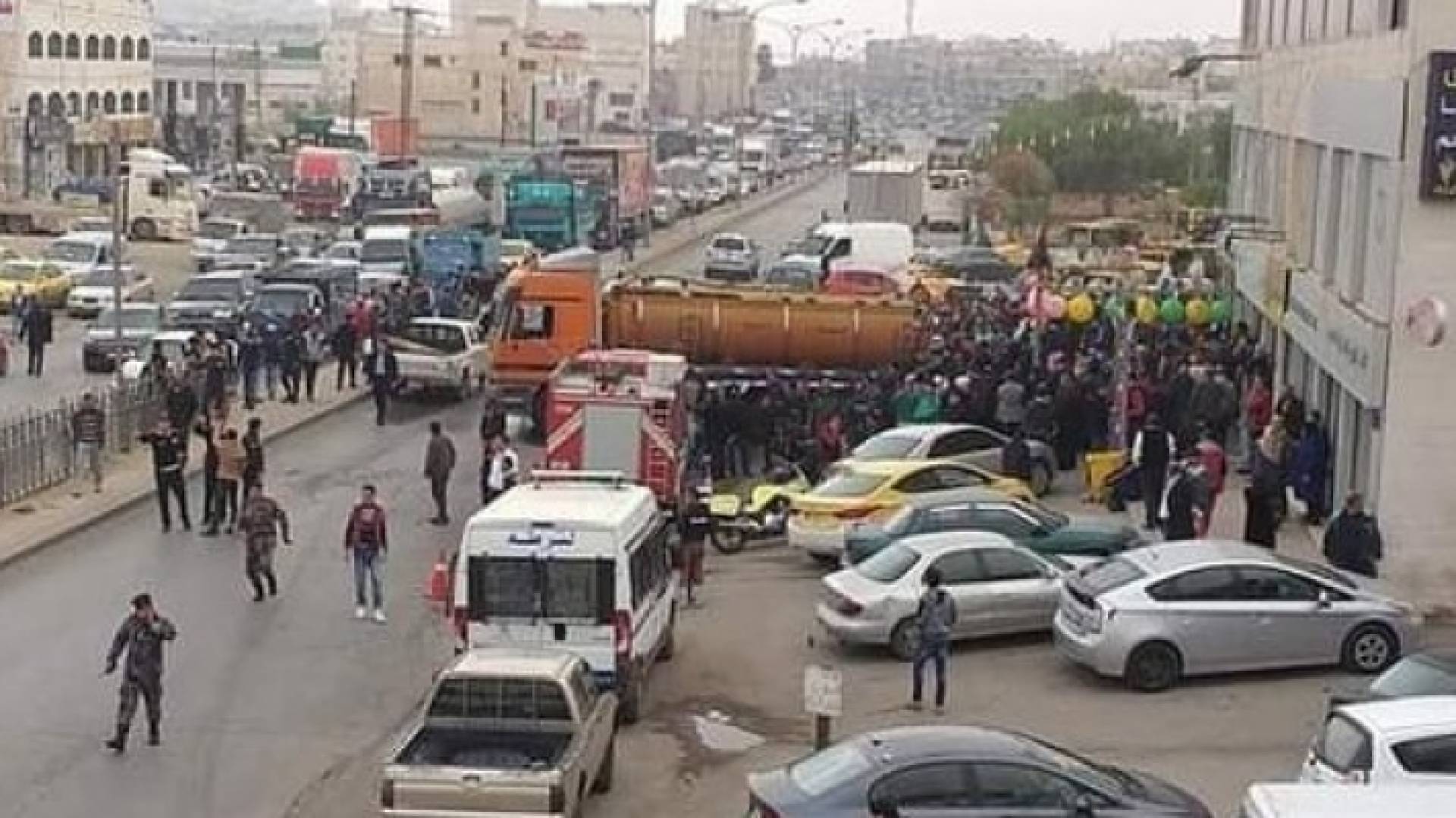 صورة من موقع الحادثة