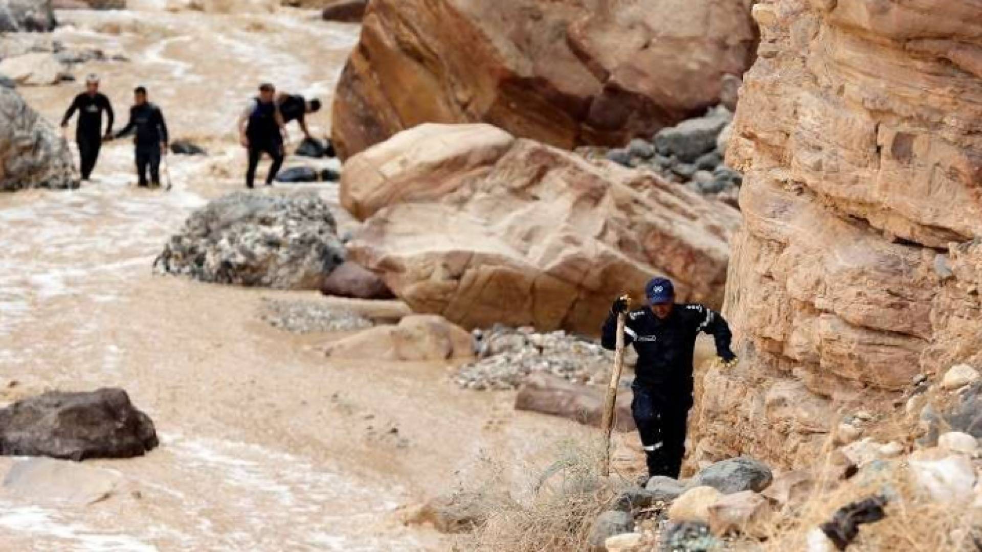 الصورة من عمليات البحث عن مفقودين