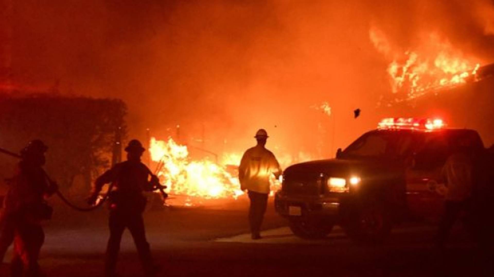 تم نشر تحذير للمواطنين على منصات التواصل الاجتماعي للتواصل مع السفارة في حال حدوث أي طارئ