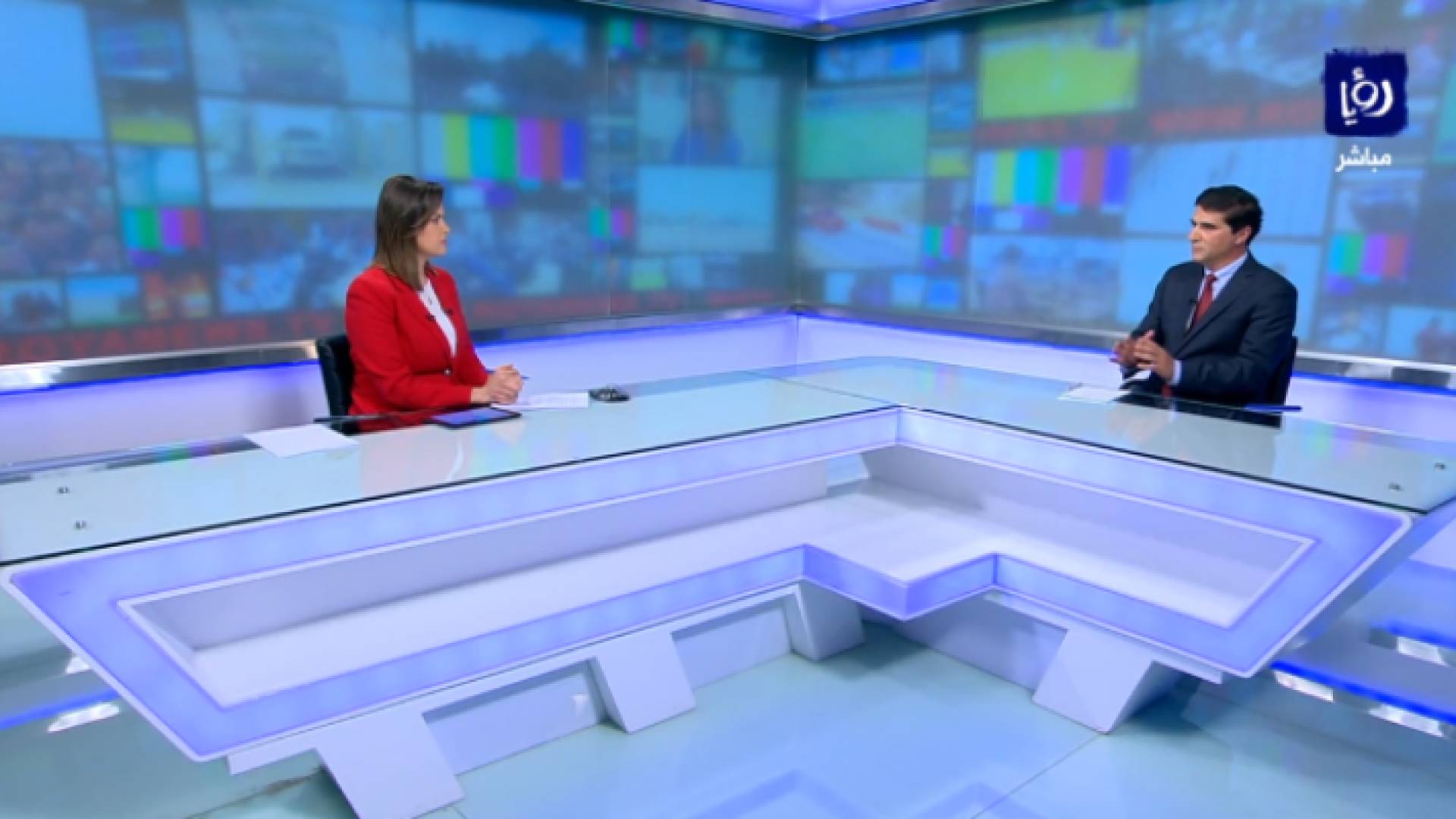 الاستضافة خلال نشرة الأخبار