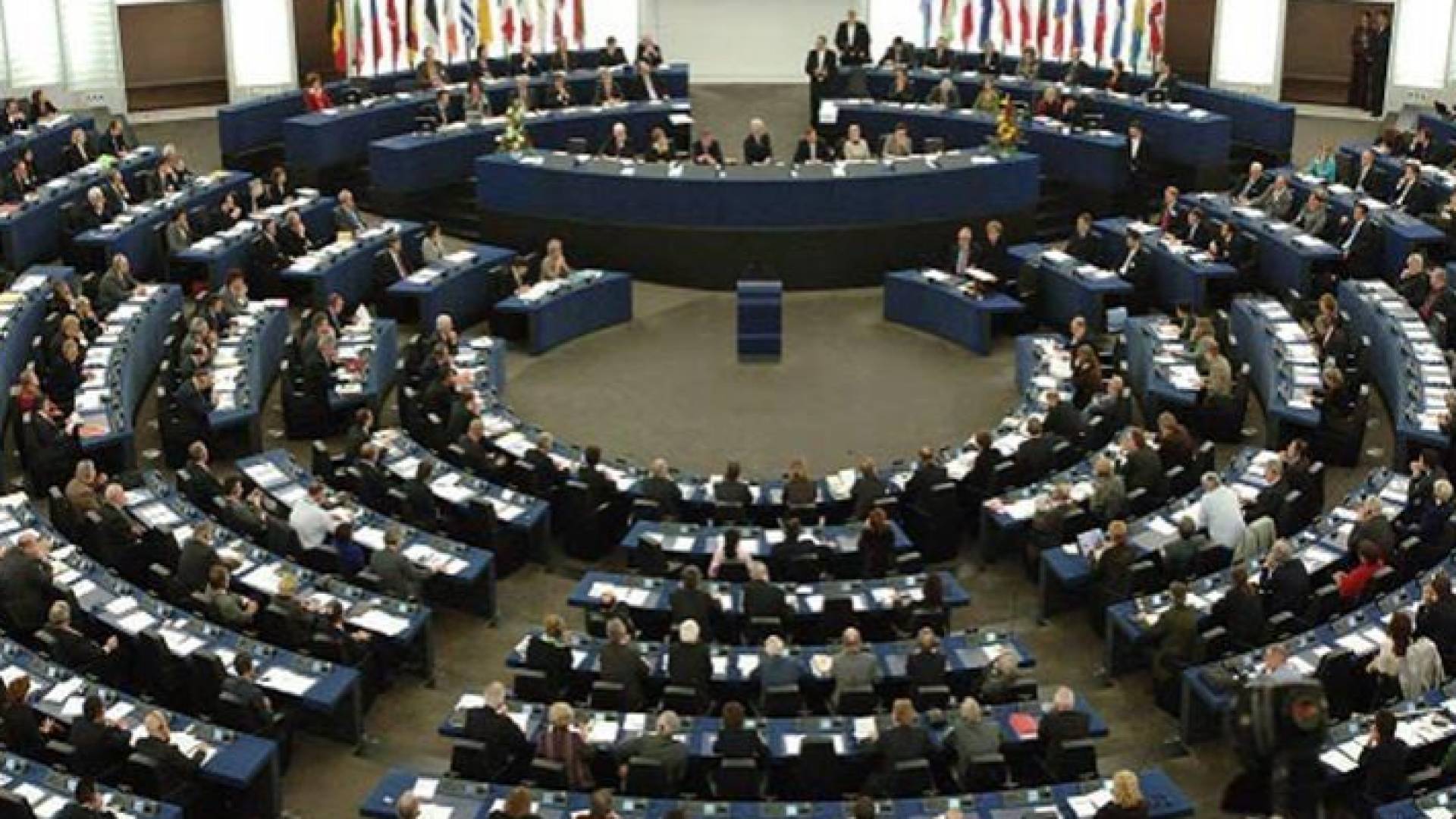 أكدت رئيسة الوزراء البريطانية أن الاتفاق سيقدم "مستقبلا أفضل" لبلادها