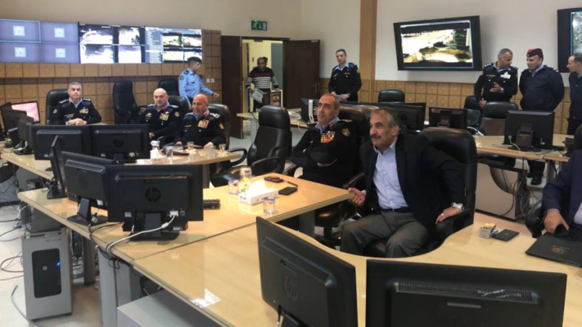 وزير الداخلية ومدير الأمن العام يتابعان اعتصام "الرابع"