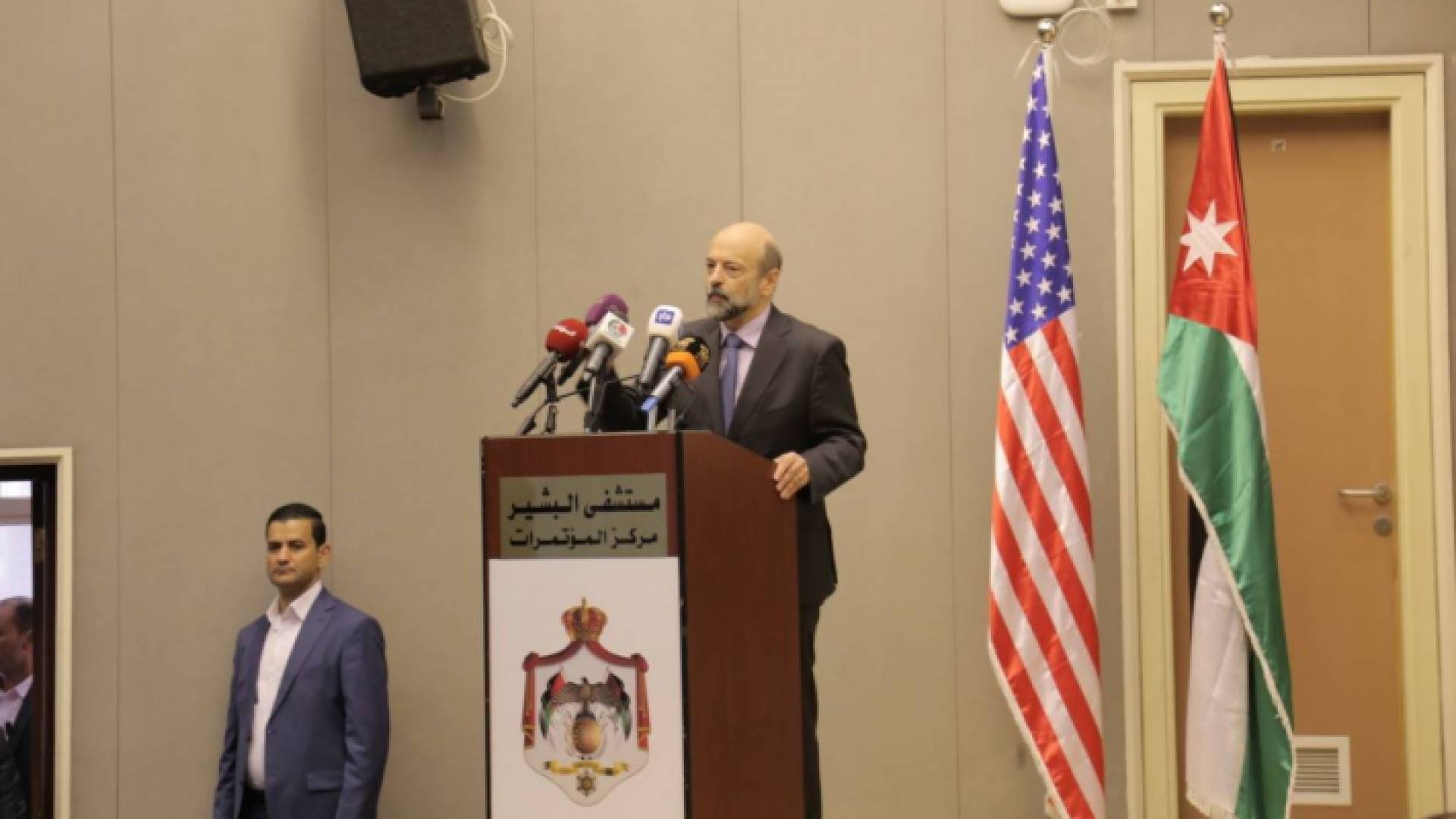 رئيس الوزراء الدكتور عمر الرزاز