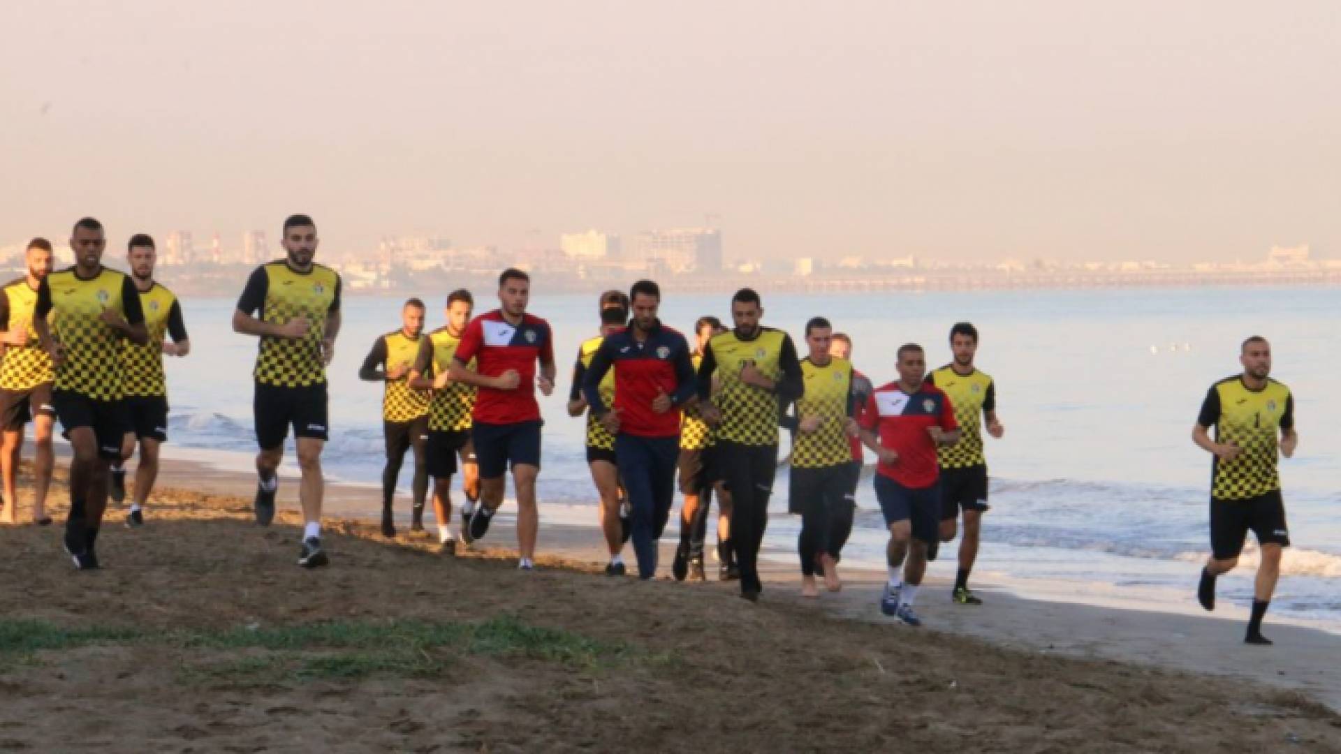 "النشامى" يبدأ تدريباته في مسقط