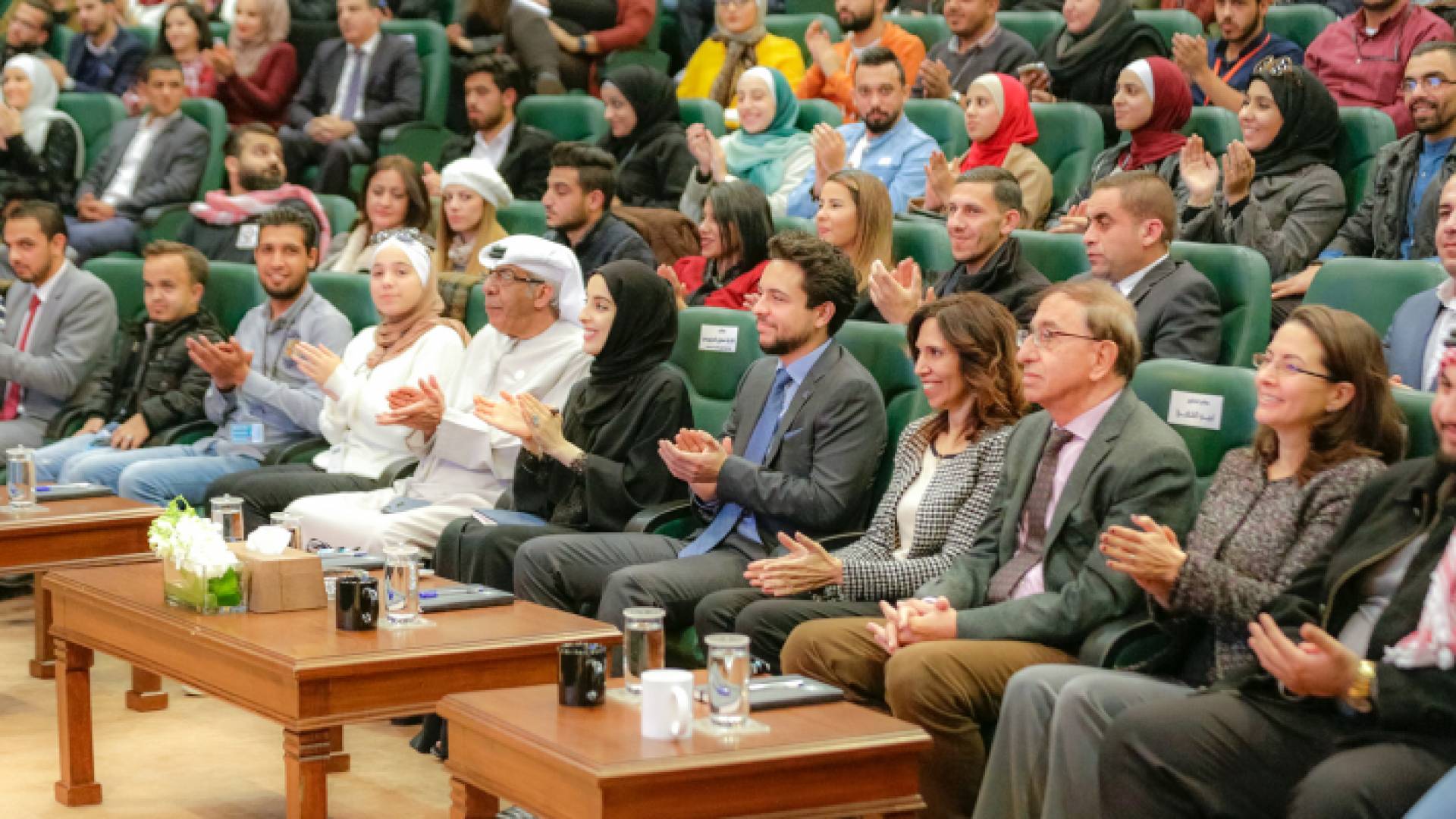 ولي العهد يحضر مناظرة شبابية بعنوان "التعليم الجامعي مقابل التعليم المهني والتقني"