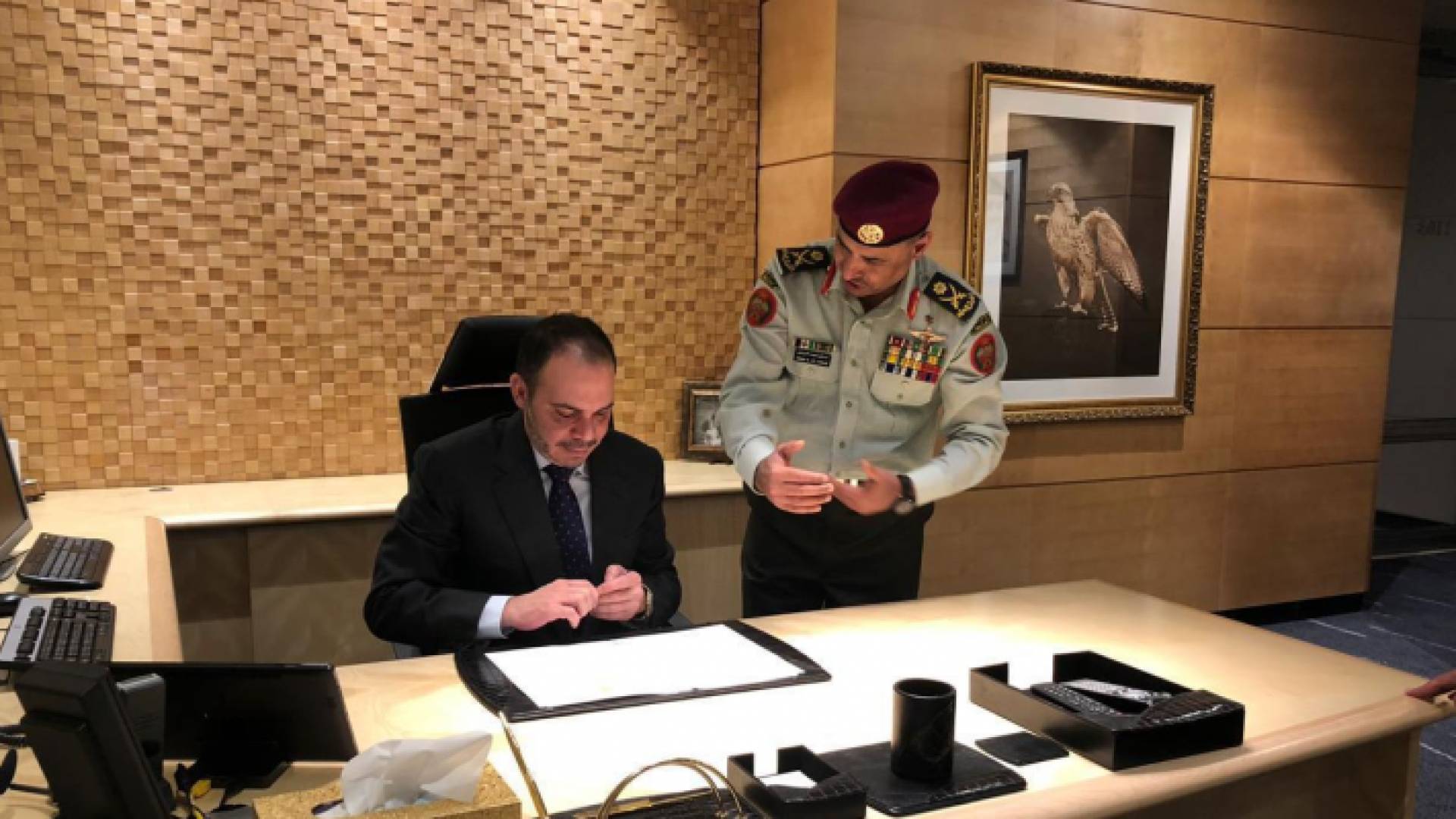 الامير اعاد التعيين لثقته بالدكتور عدنان العلوان