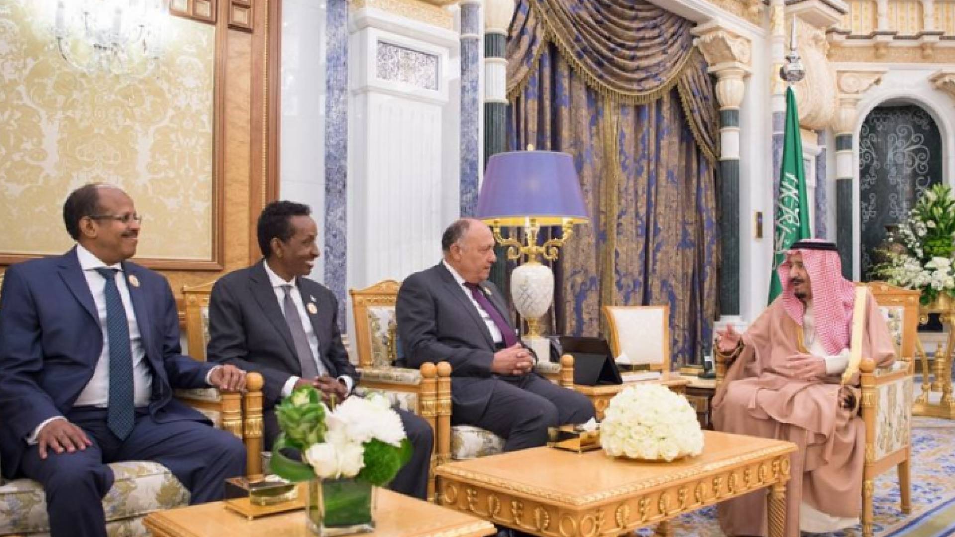 خلال اللقاء