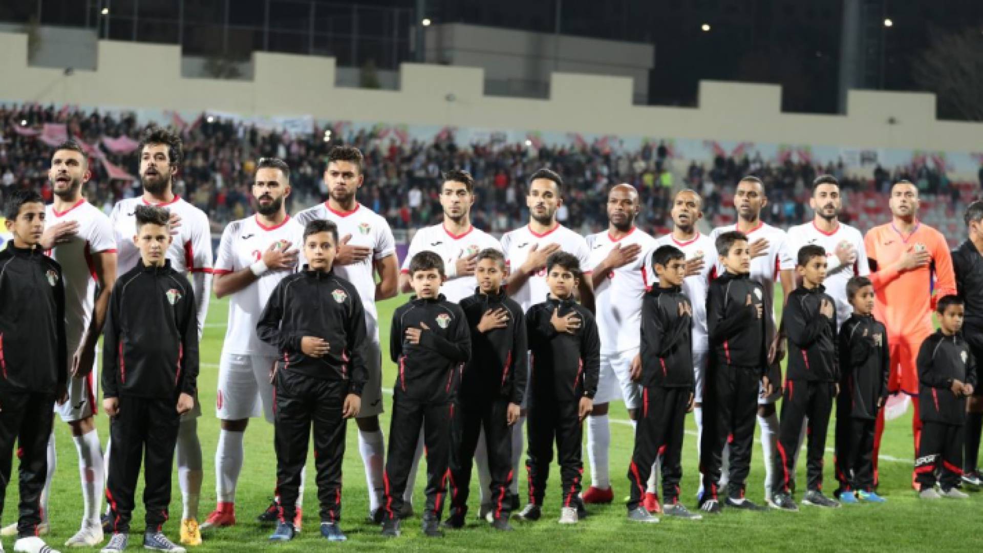 ضم قائمة المنتخب حاليا 29 لاعبا