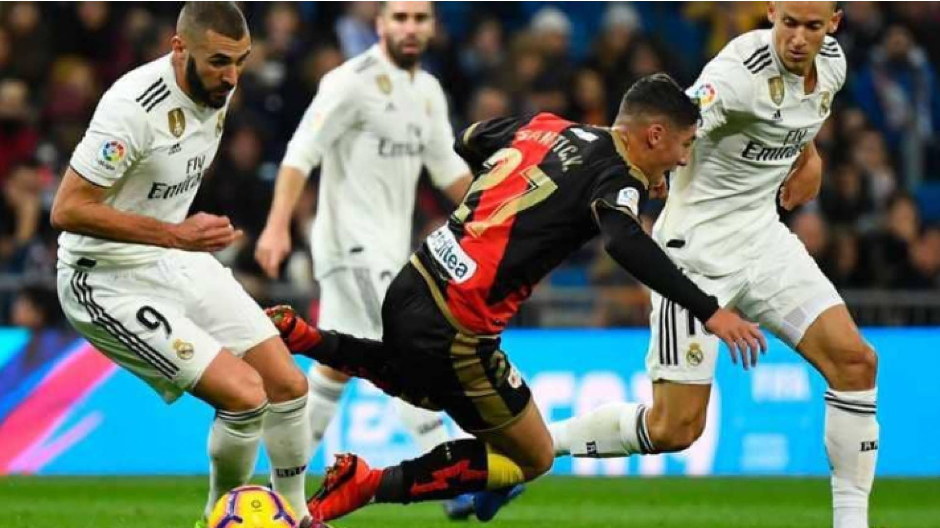 بنزيمة سجل هدف اللقاء الوحيد في الدقيقة 13