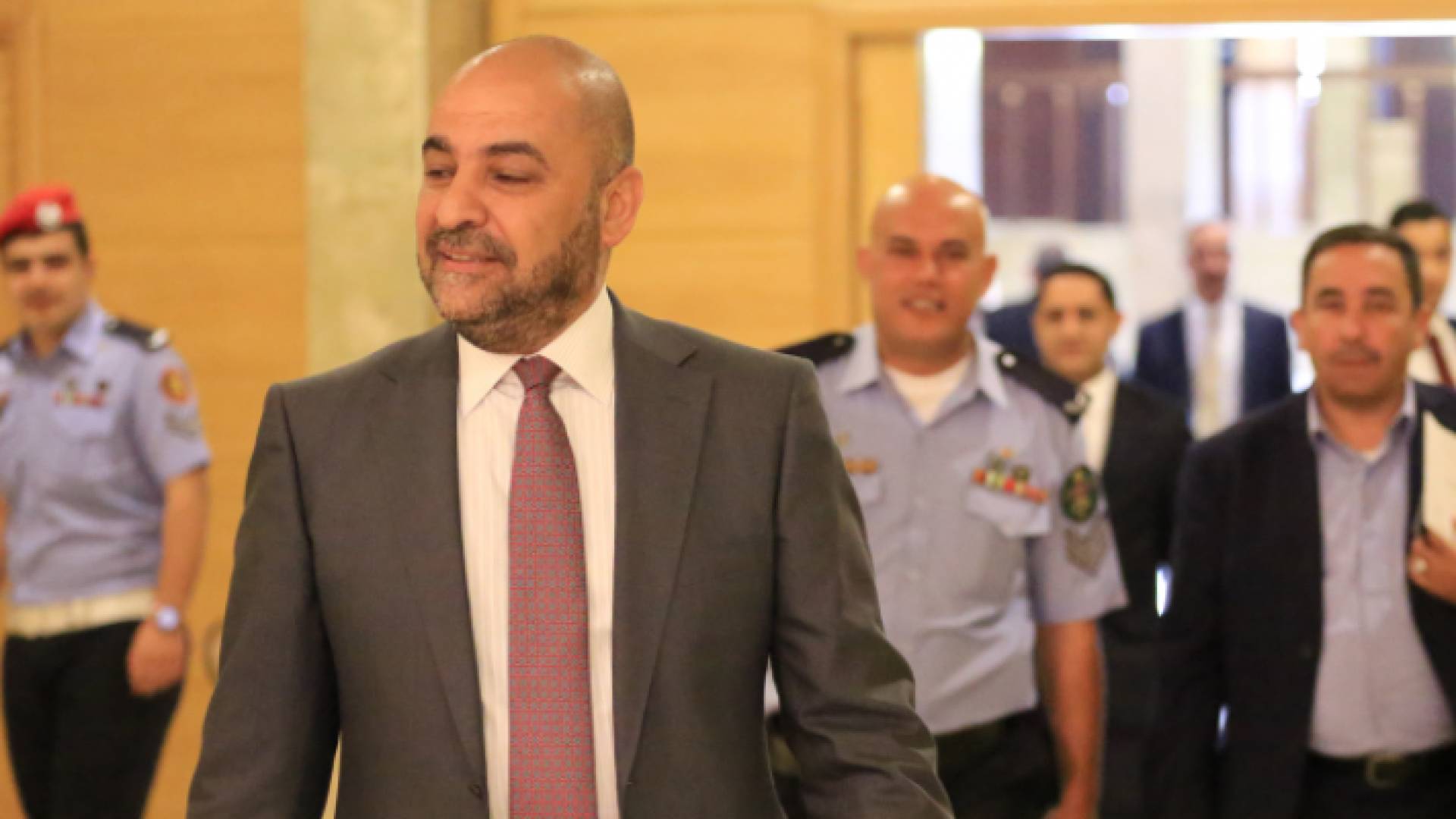 النائب طارق خوري