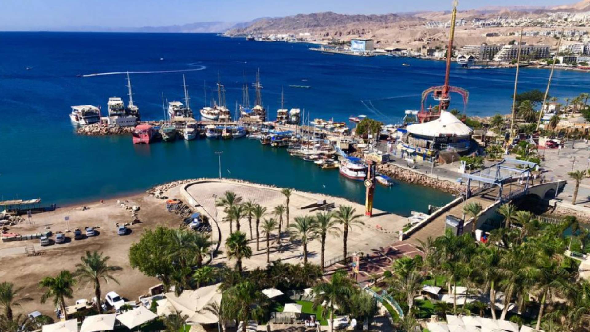 نسبت النيابة العامة لخلف تهم محاولة القتل والتآمر على ارتكاب "عملية إرهابية"