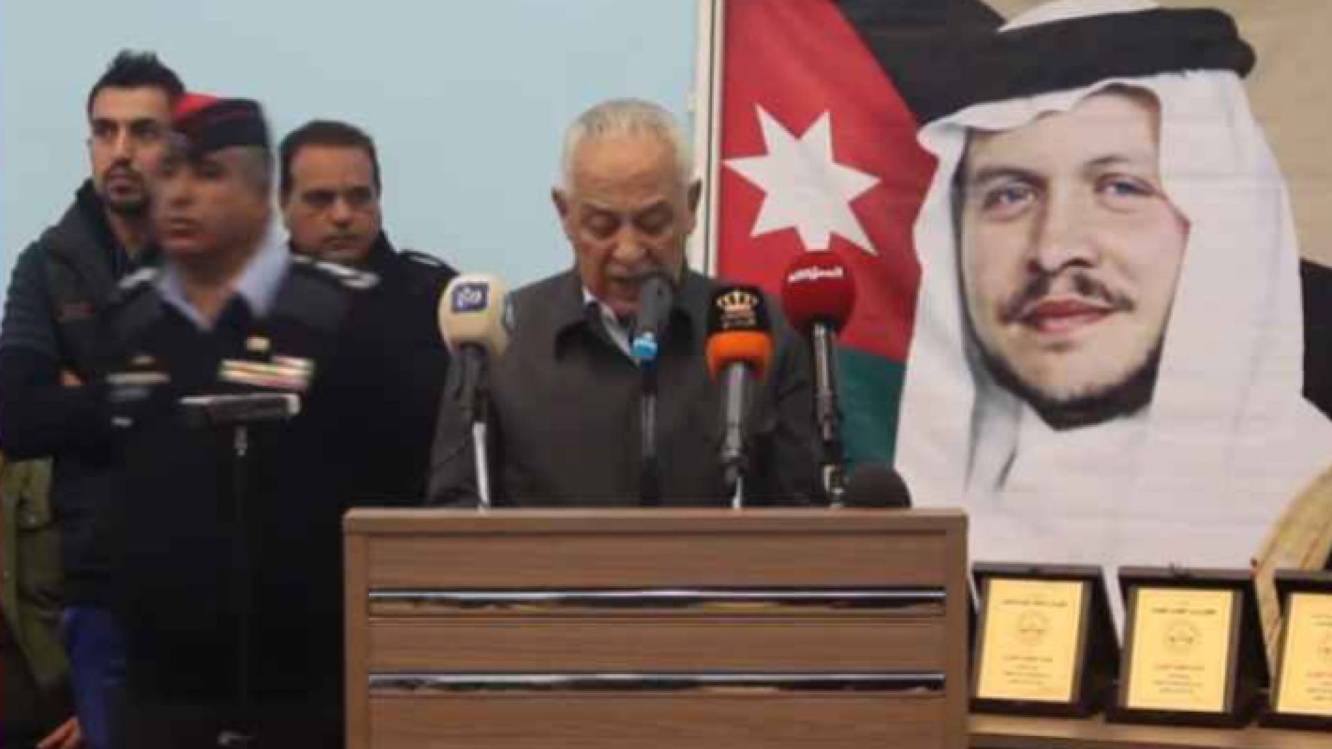 رئيس الديوان الملكي يوسف العيسوي