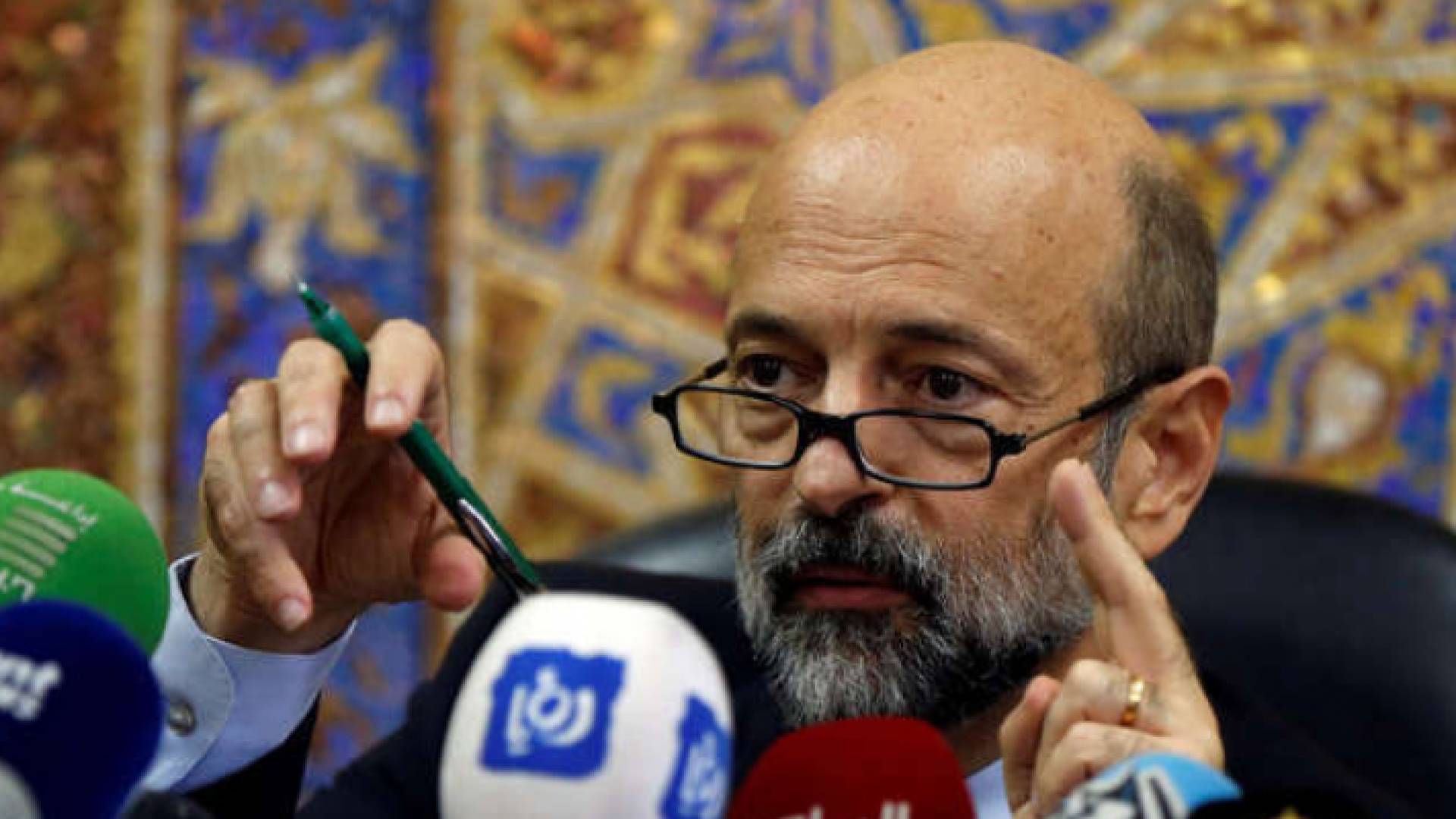 رئيس الوزراء عمر الرزاز - أرشيفية