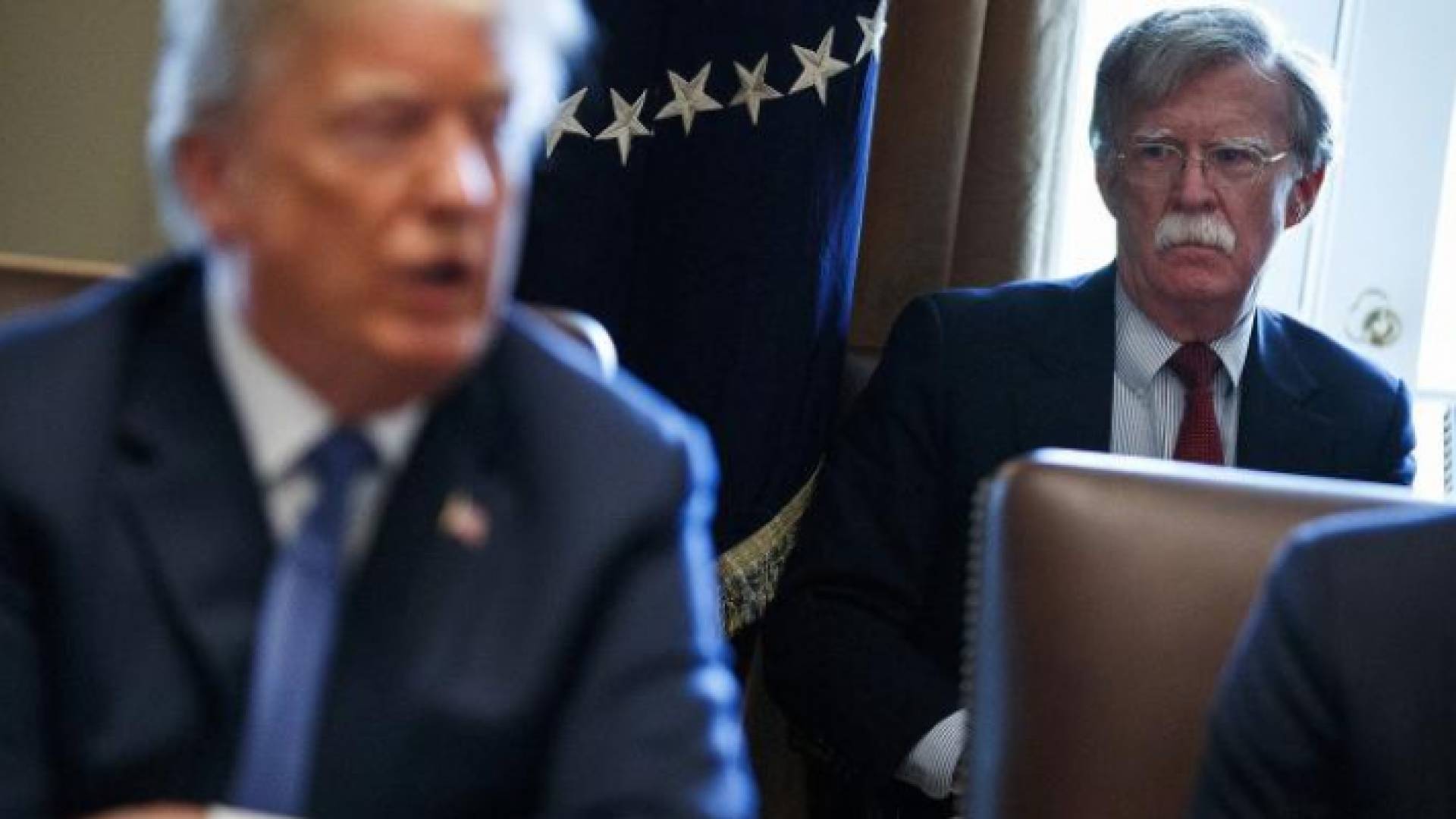 مستشار الأمن القومي الأمريكي جون بولتون وترمب