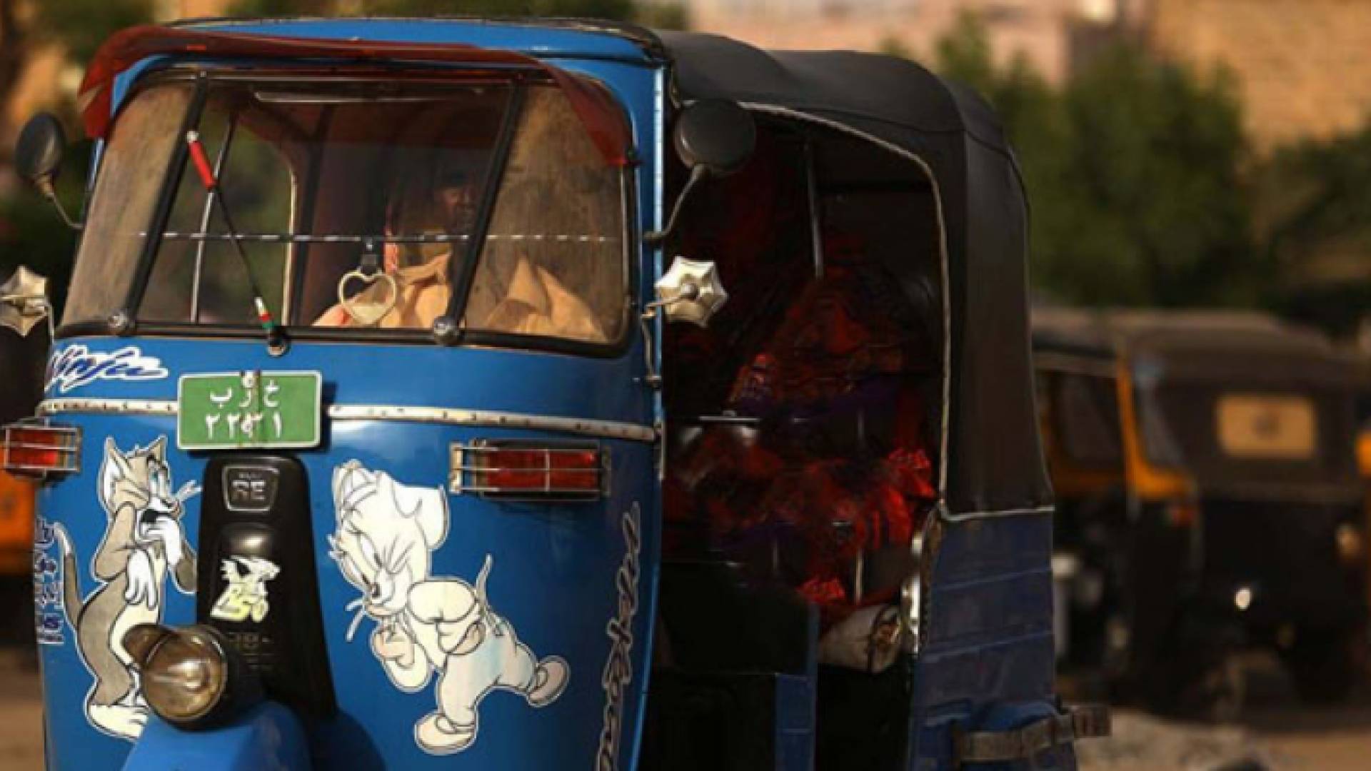 مركبة توك توك