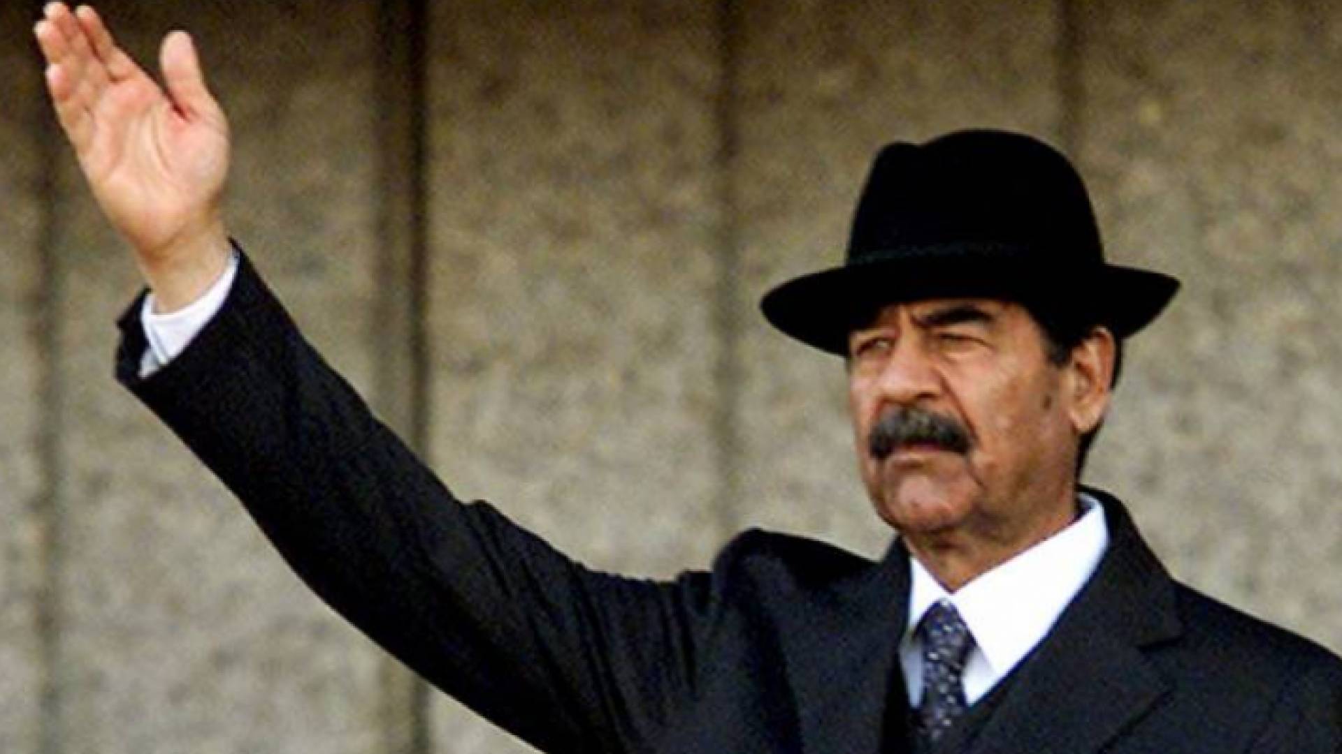 الرئيس العراقي الراحل صدام حسين