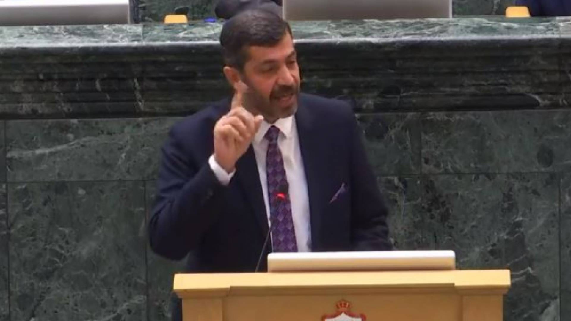 النائب علي الحجاحجة