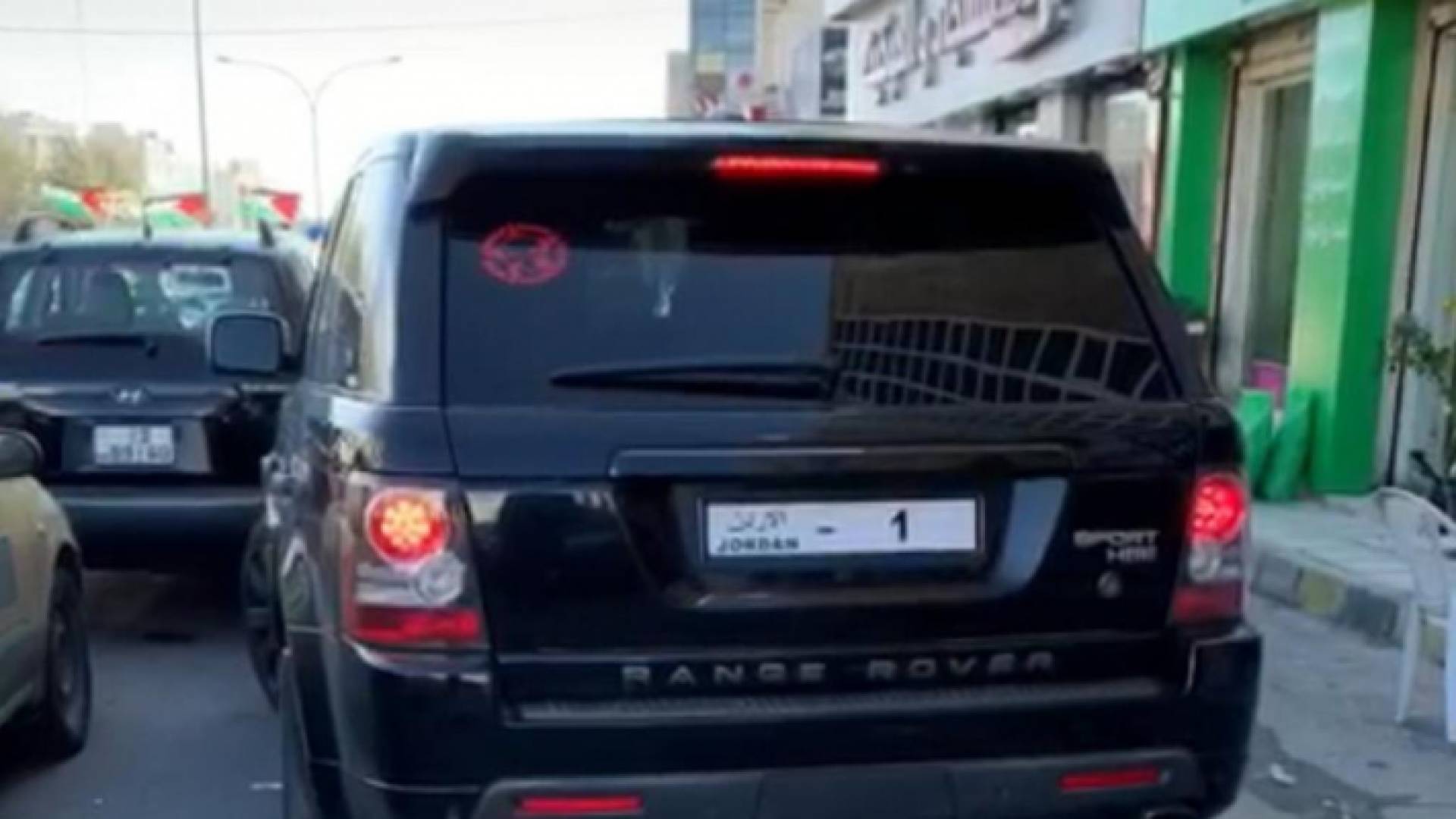 المركبة التي تم ضبطها في محيط الدوار السابع